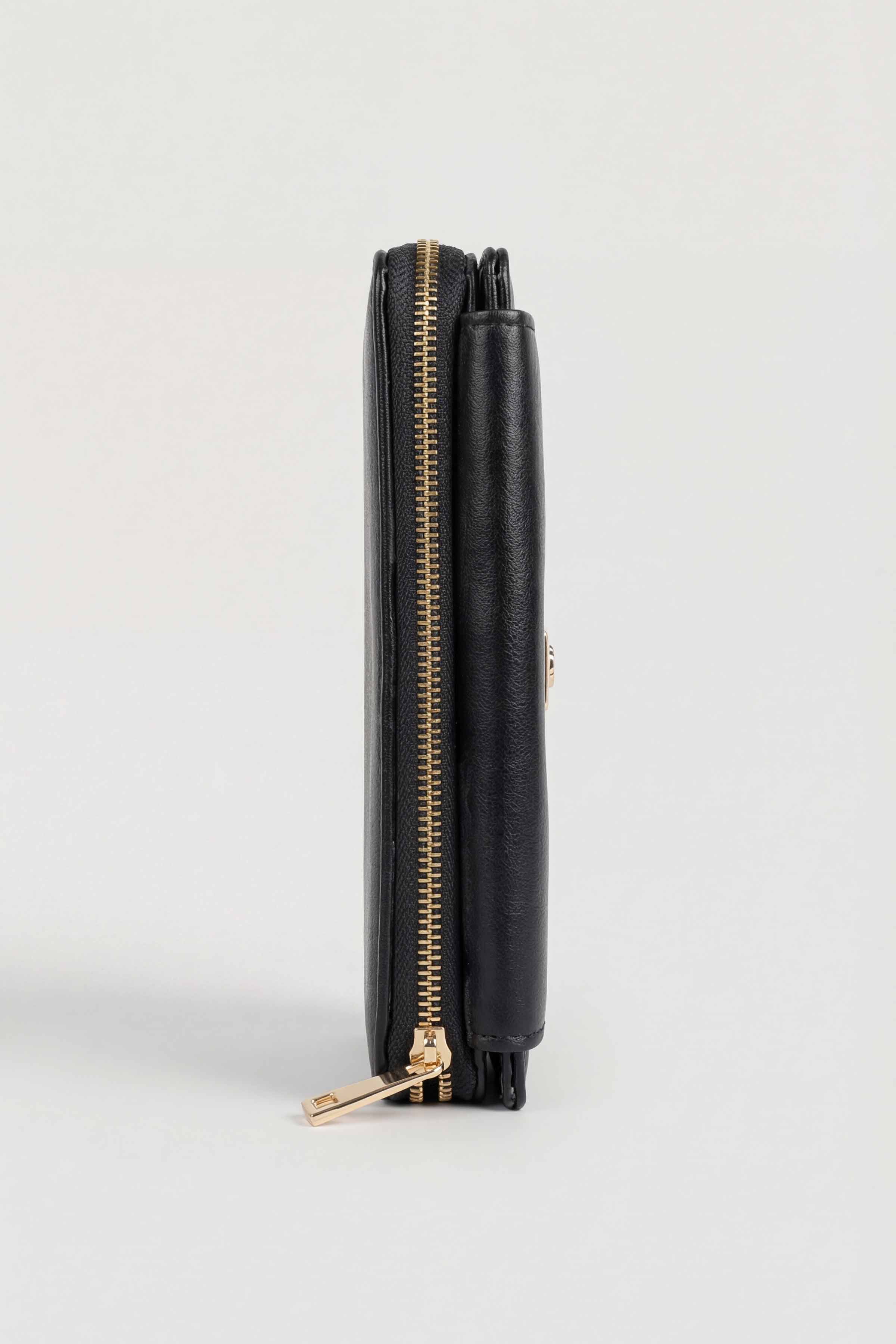 Black Wallet-446632103