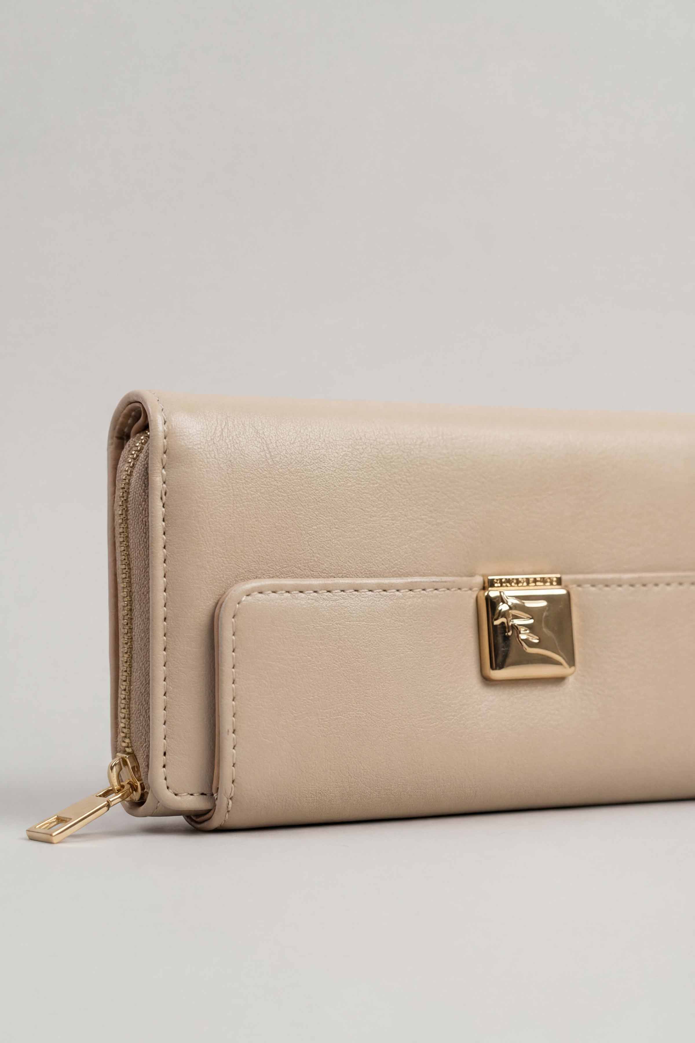 Beige Wallet-446632118