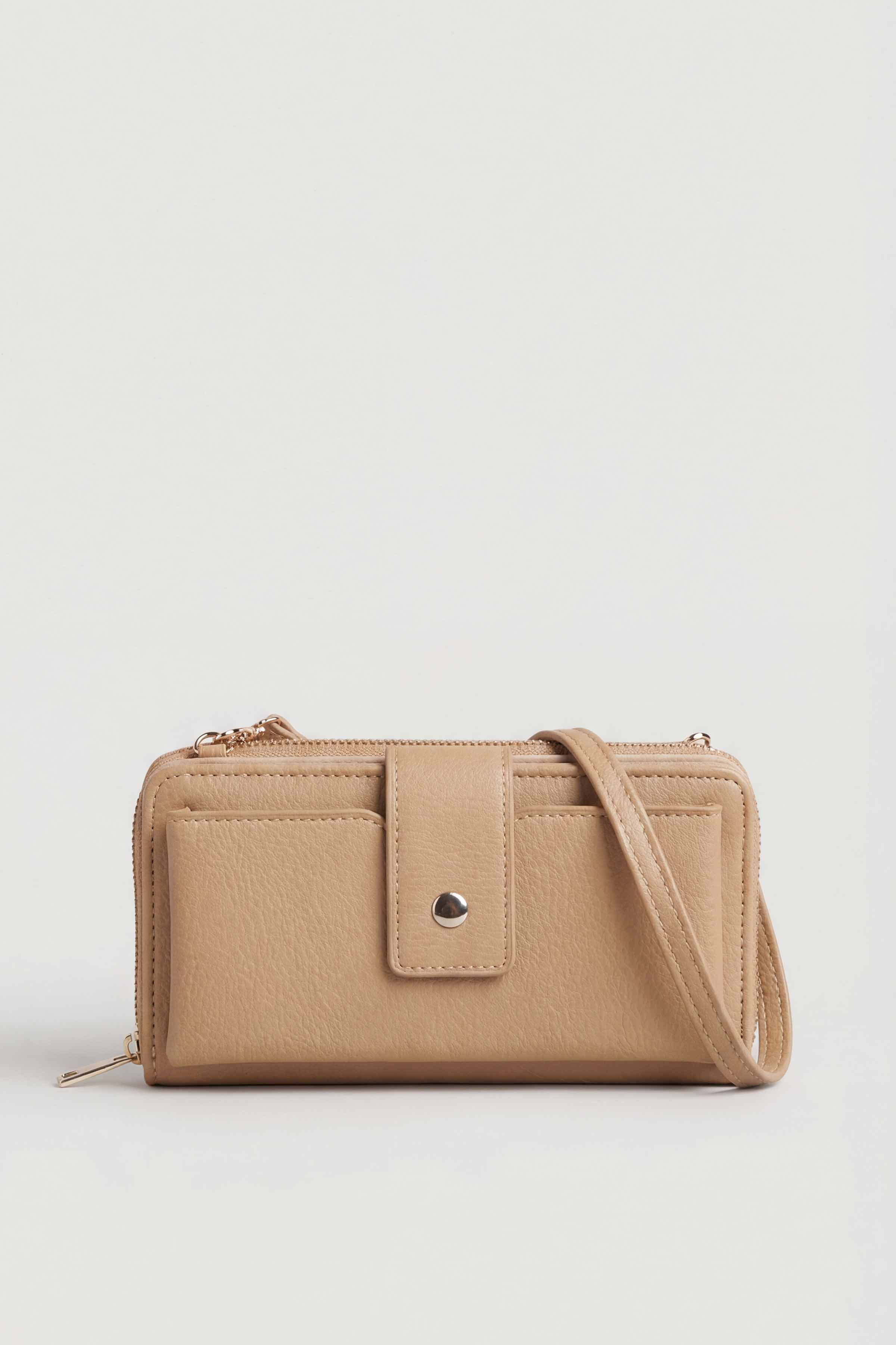 Tan Wallet-446642126