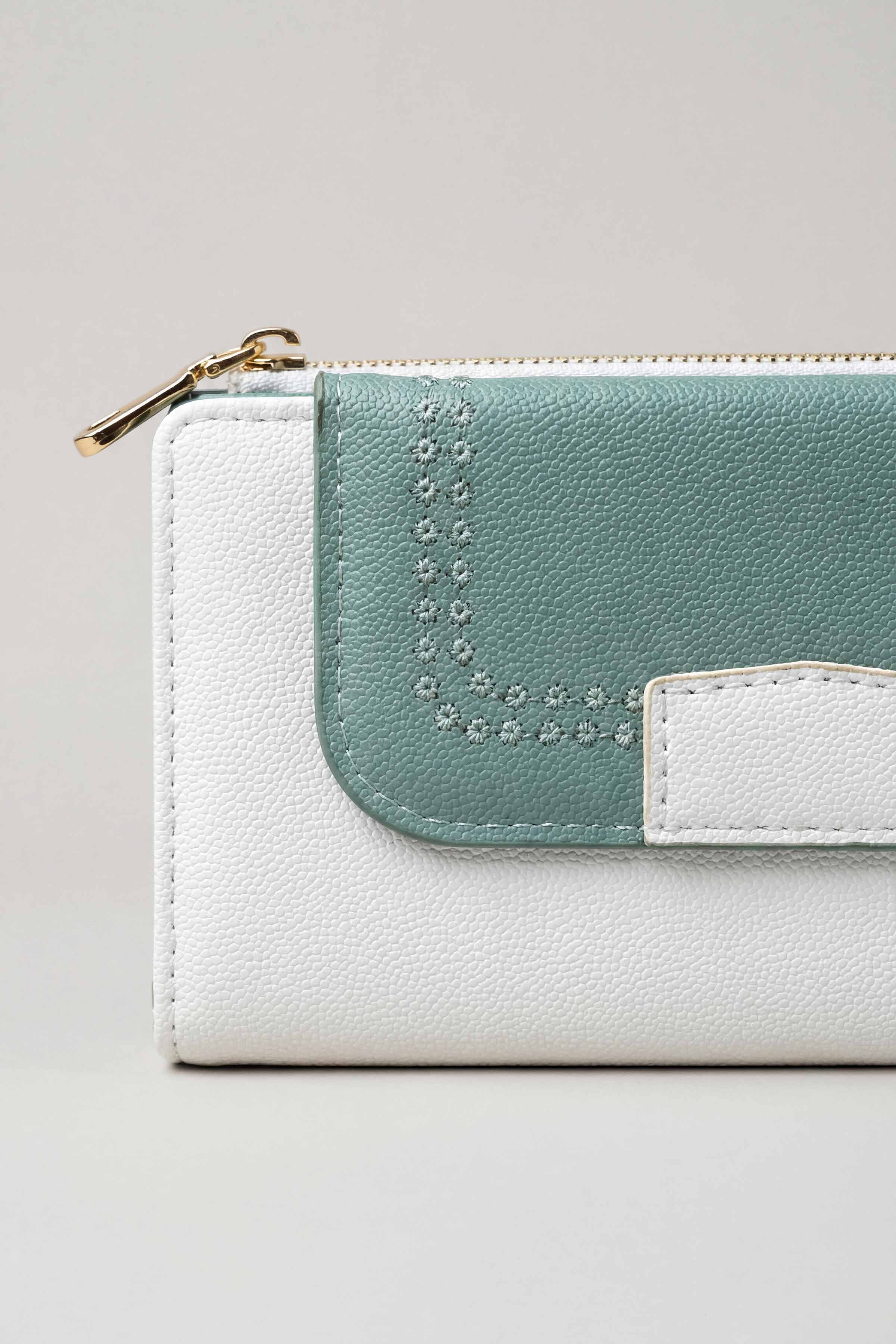 Green Wallet-446652104  for Women - Fashion Collection | Nishat | Shop Online