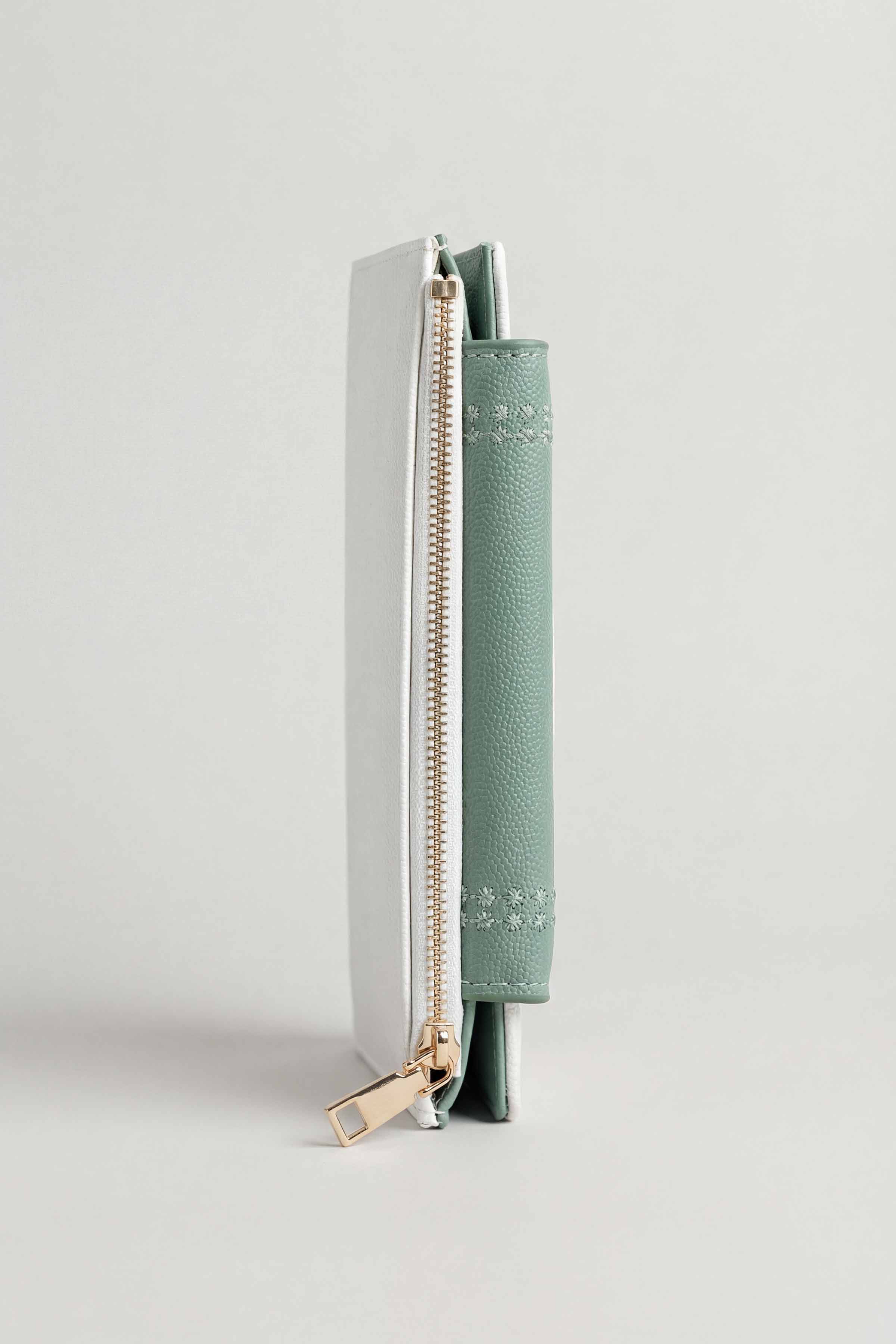 Green Wallet-446652104  for Women - Fashion Collection | Nishat | Shop Online