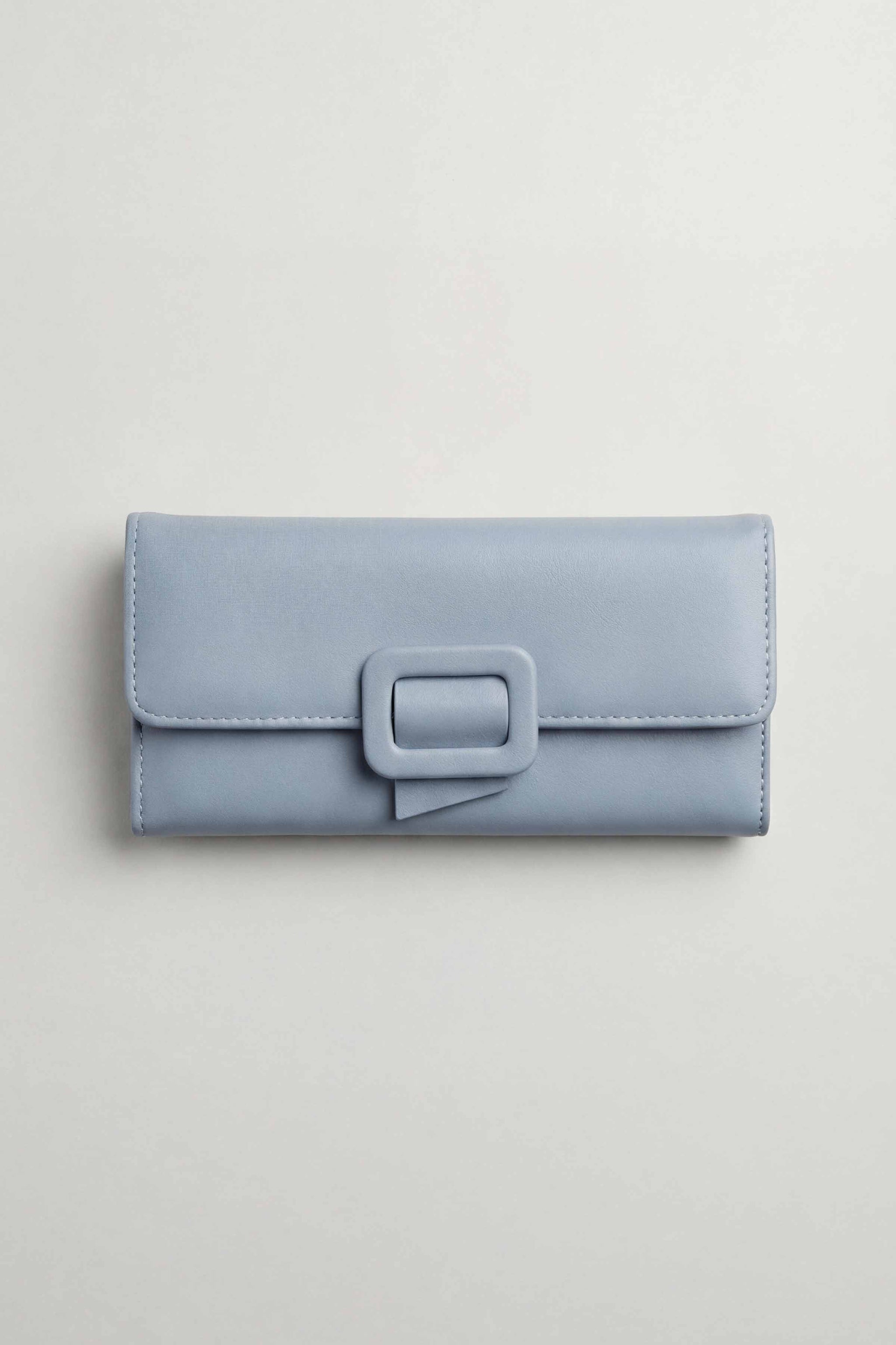 Blue Wallet-446662108