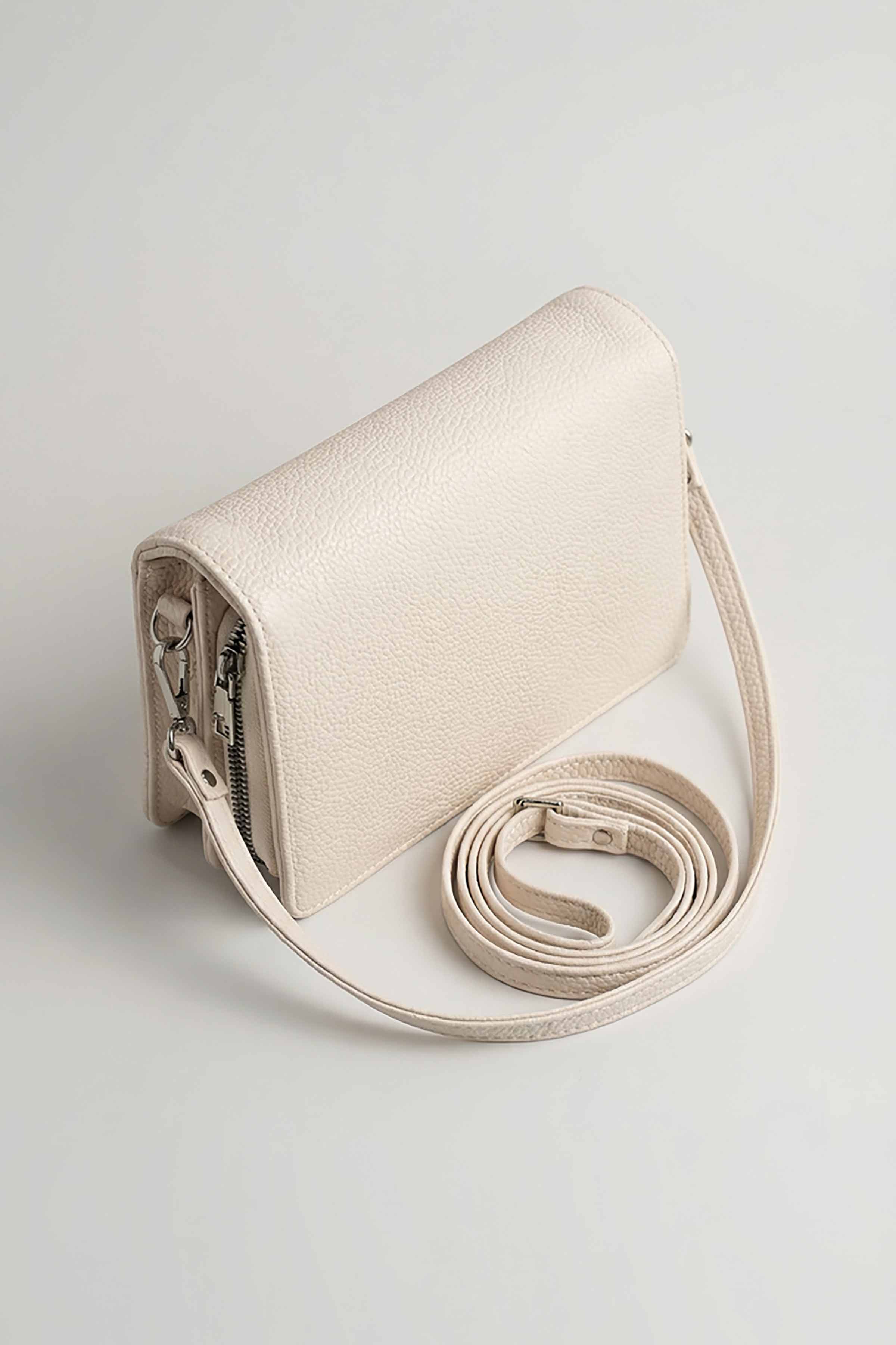 Off White Wallet-446672107