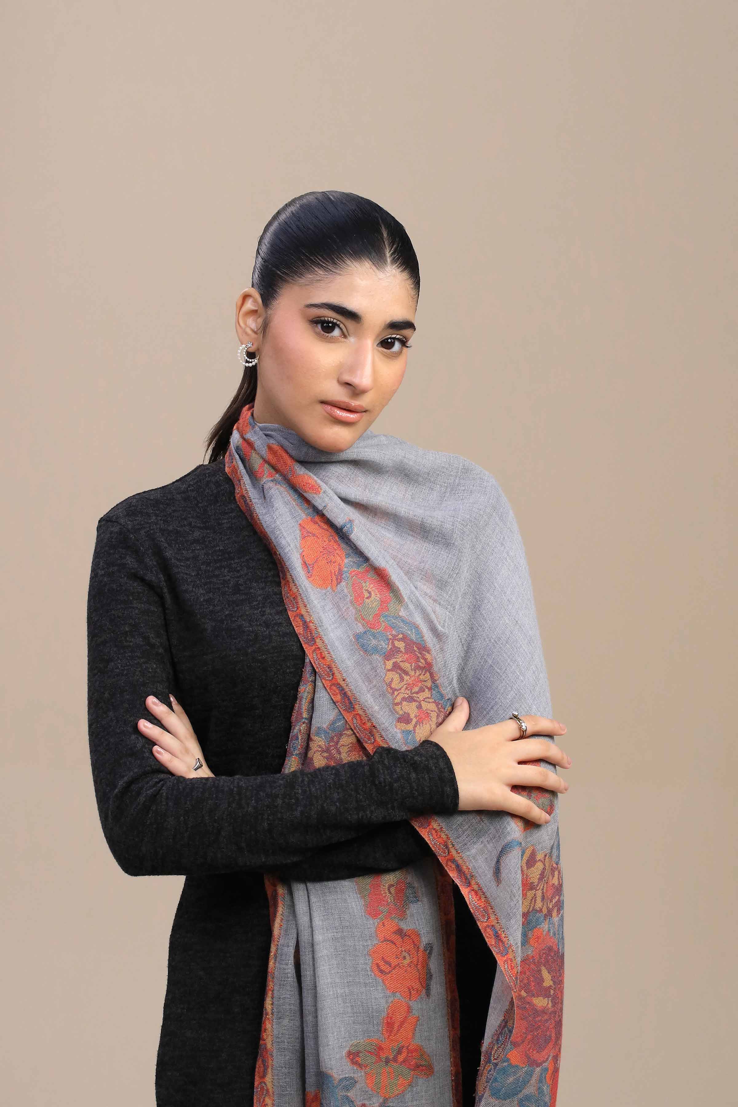 Grey Women's Shawl by Nishat Linen – Stylish Winter Wear