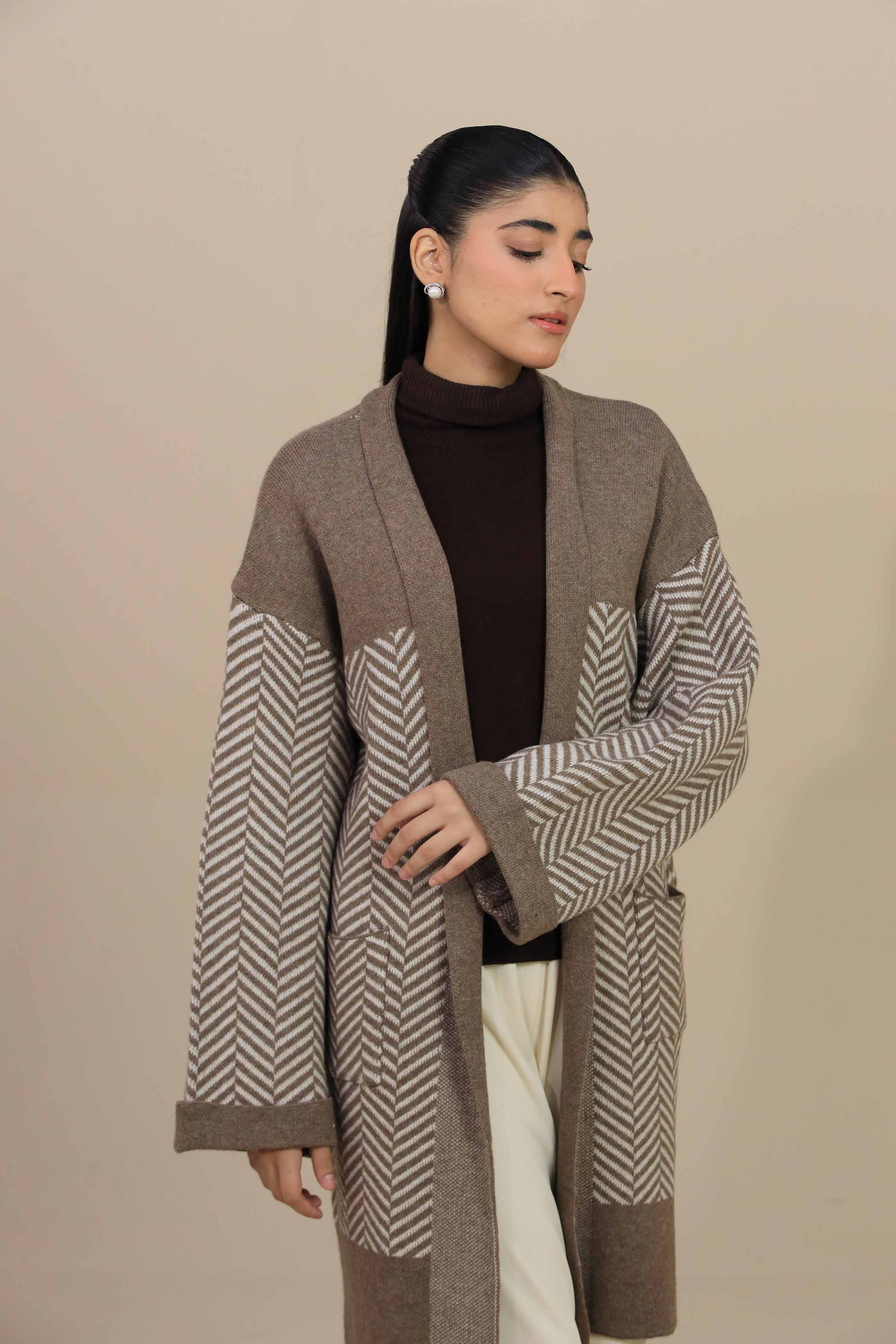 Herringbone Pattern Long Sweater-447000101 for Women – Long Sweaters Collection | Nishat | Shop Online