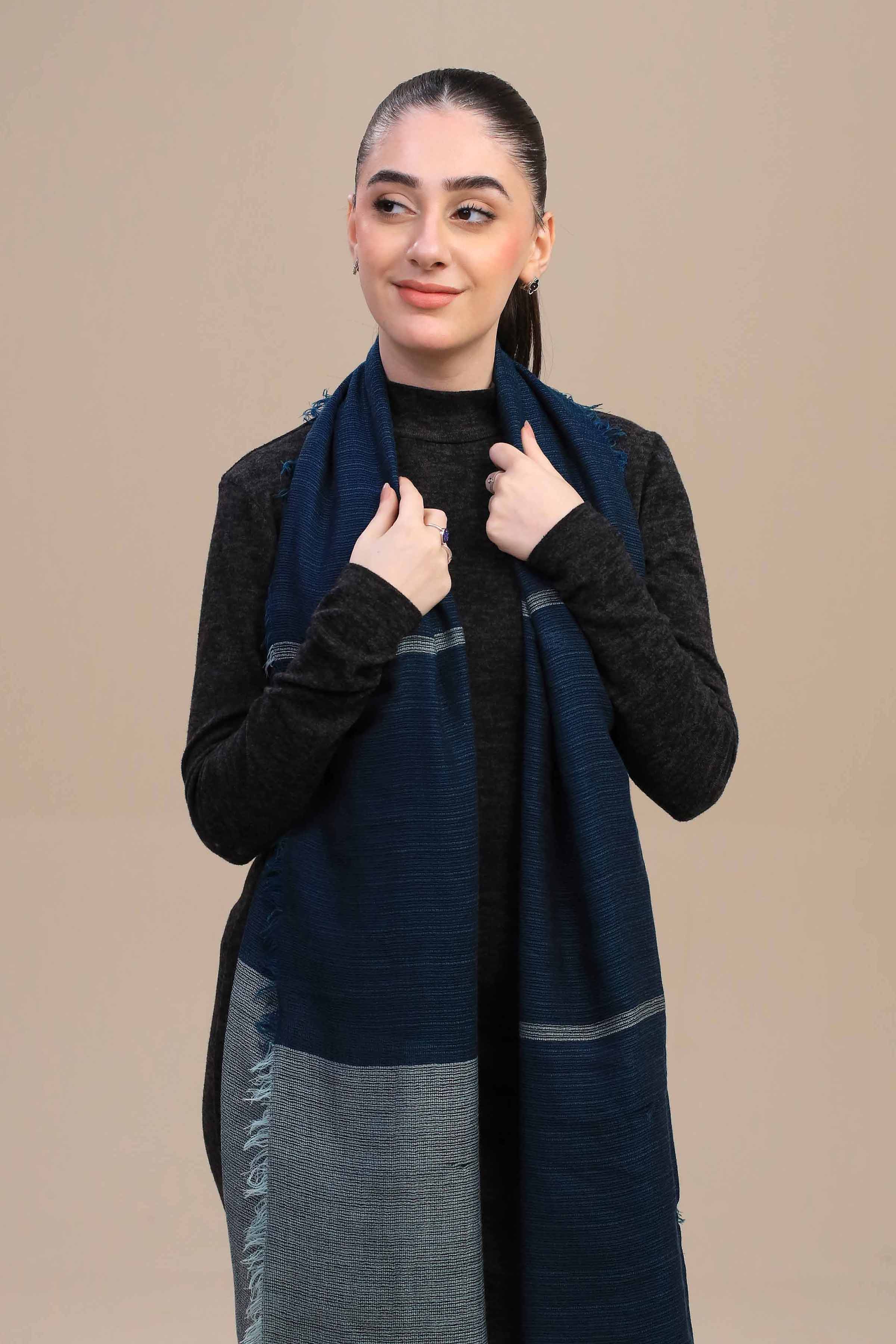 Green Women Shawl-447172104  for Women – Women Shawl Collection | Nishat | Shop Online