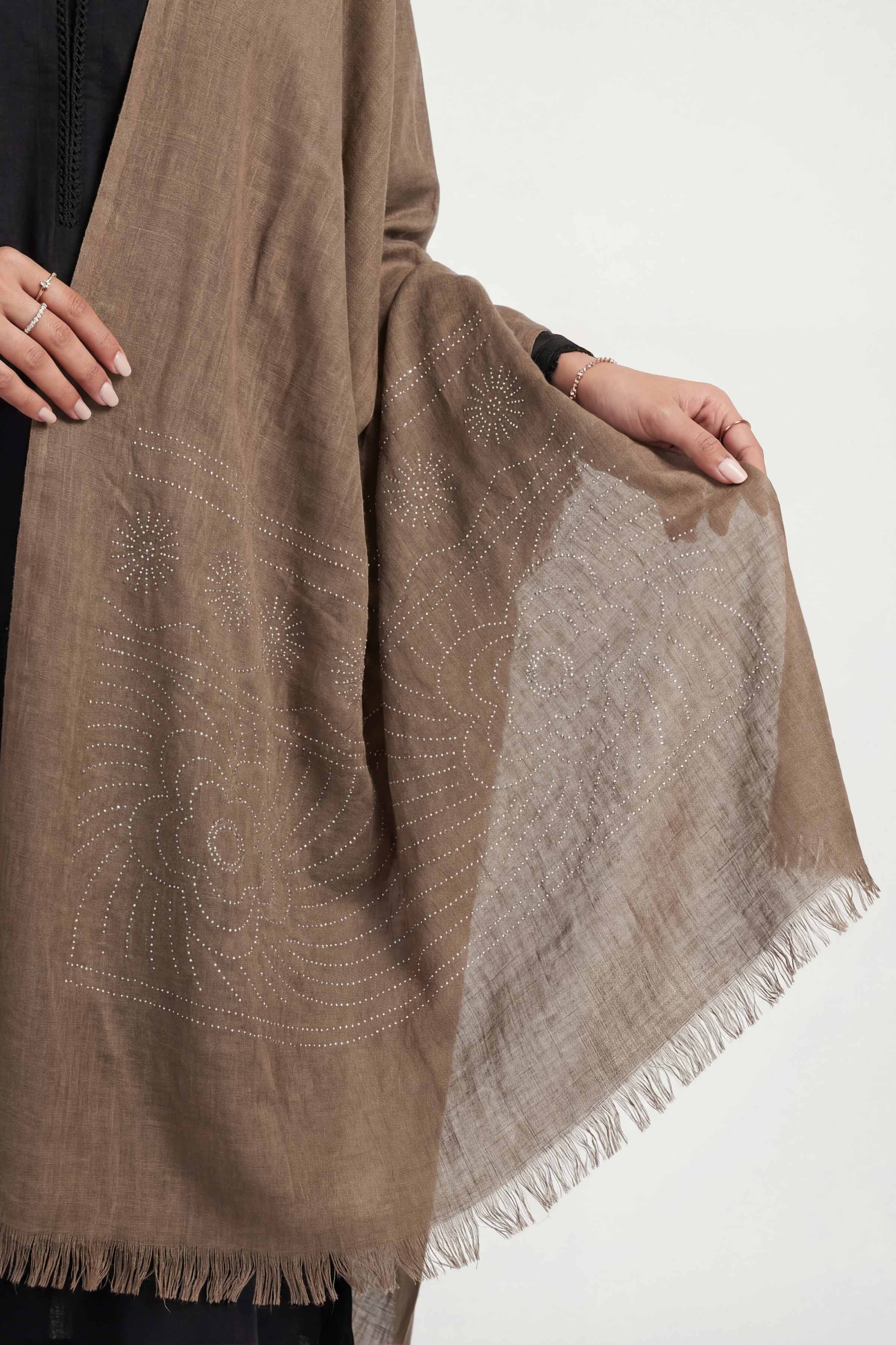 Coffee Women Scarf-447392117