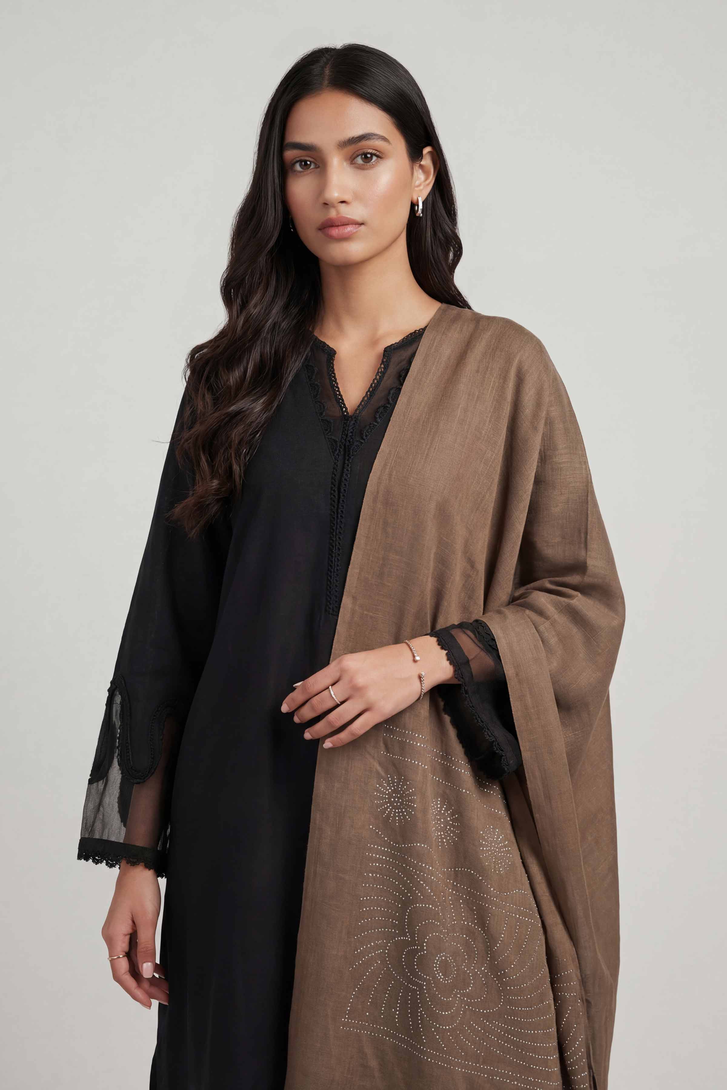 Coffee Women Scarf-447392117