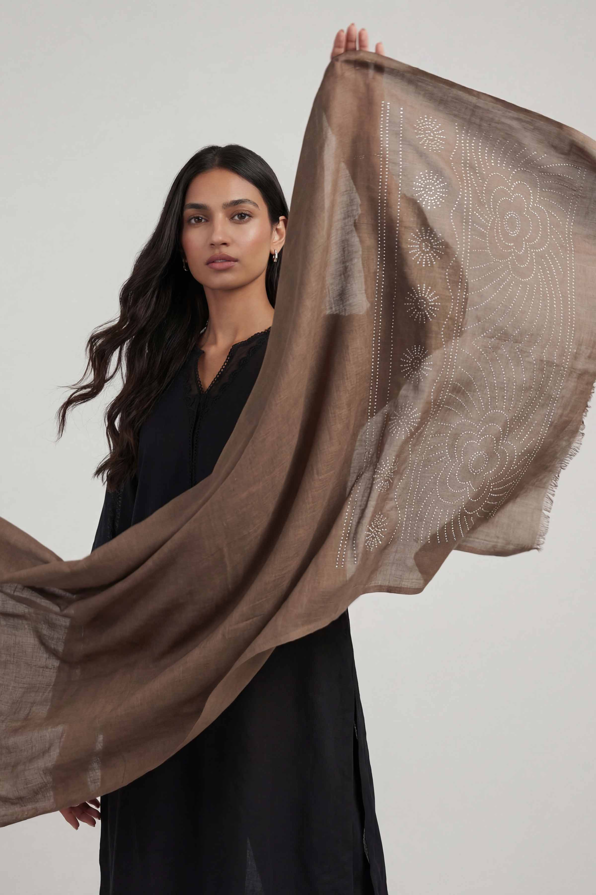 Coffee Women Scarf-447392117