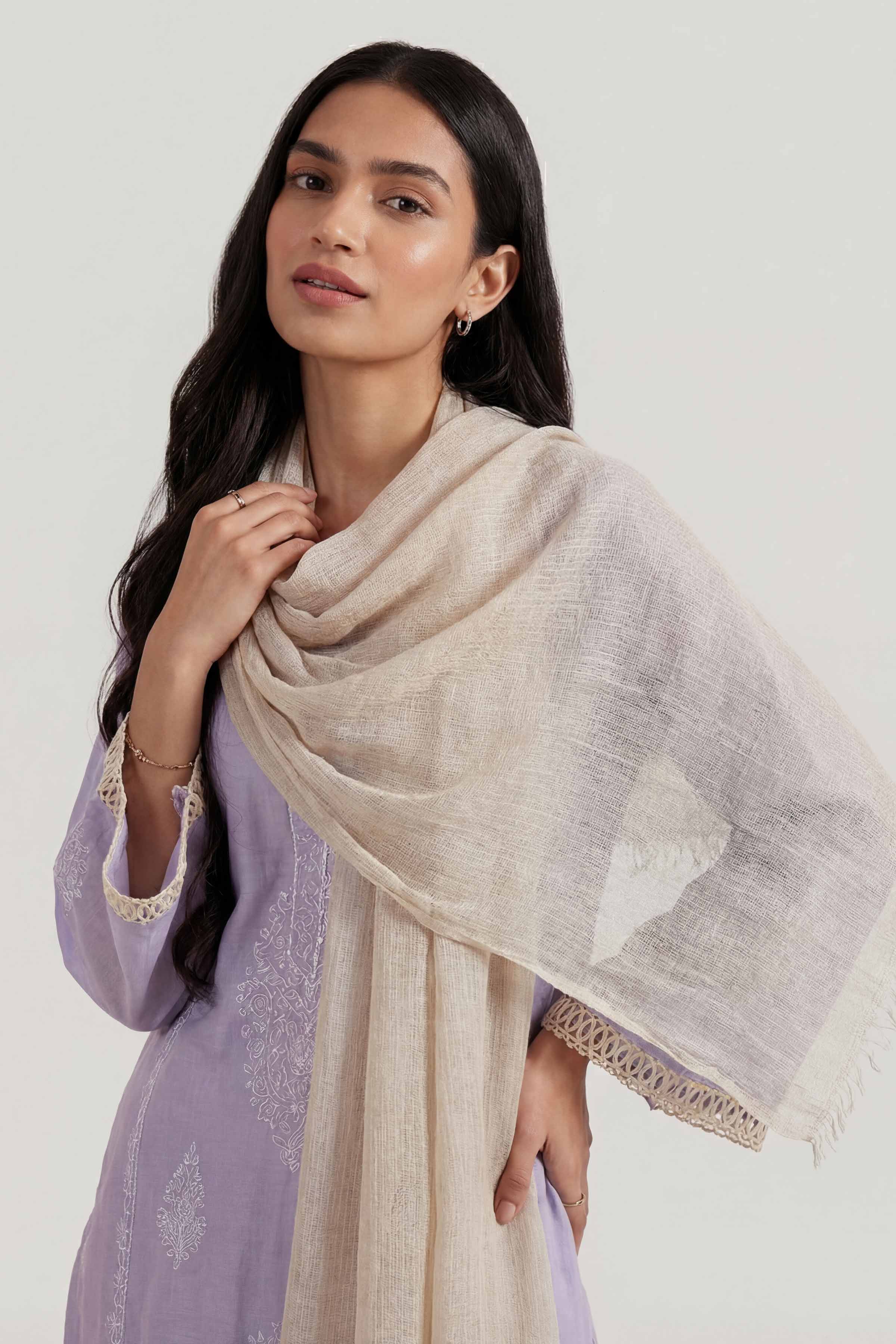 Off White Women Scarf-447422107