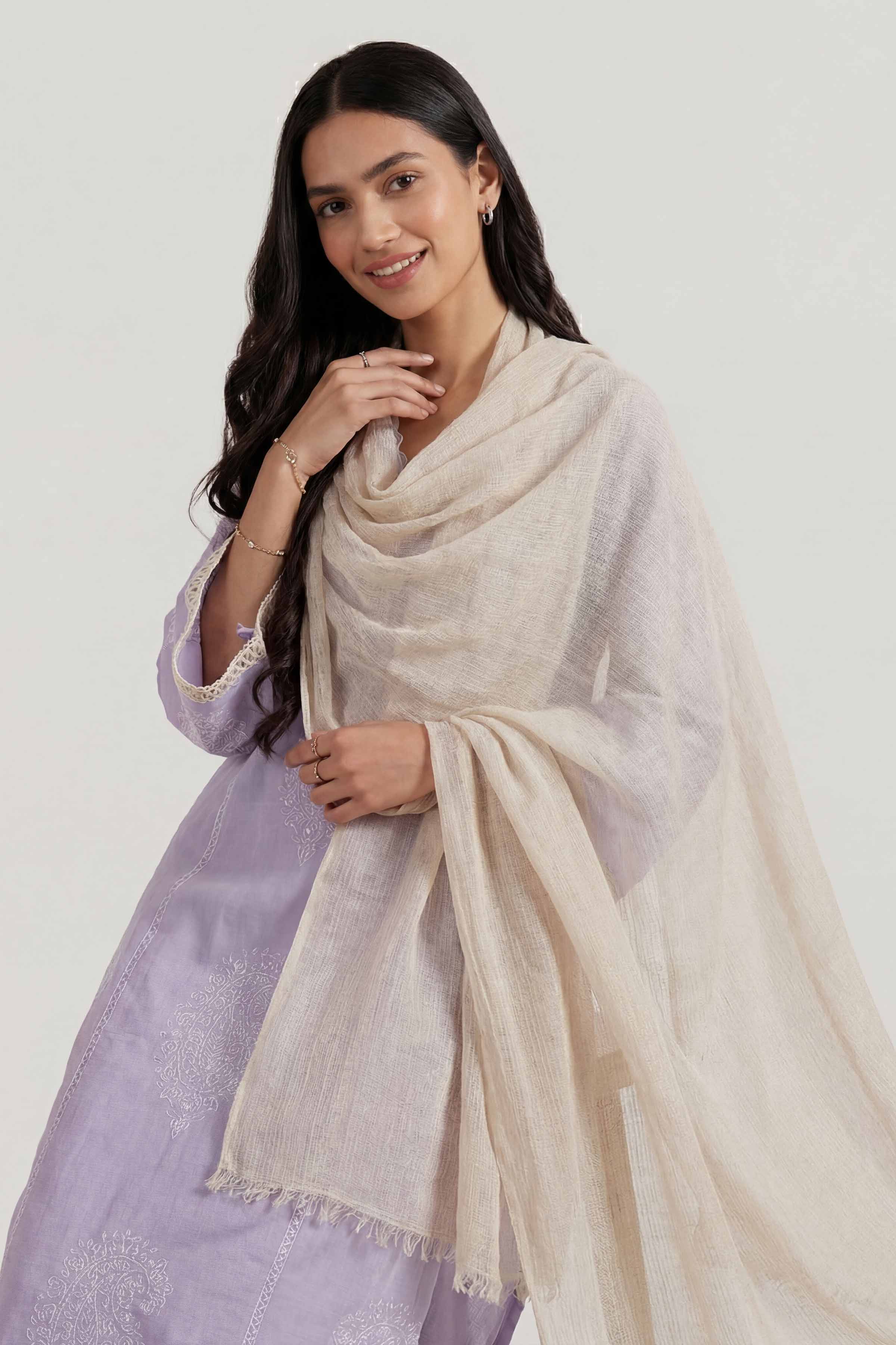 Off White Women Scarf-447422107