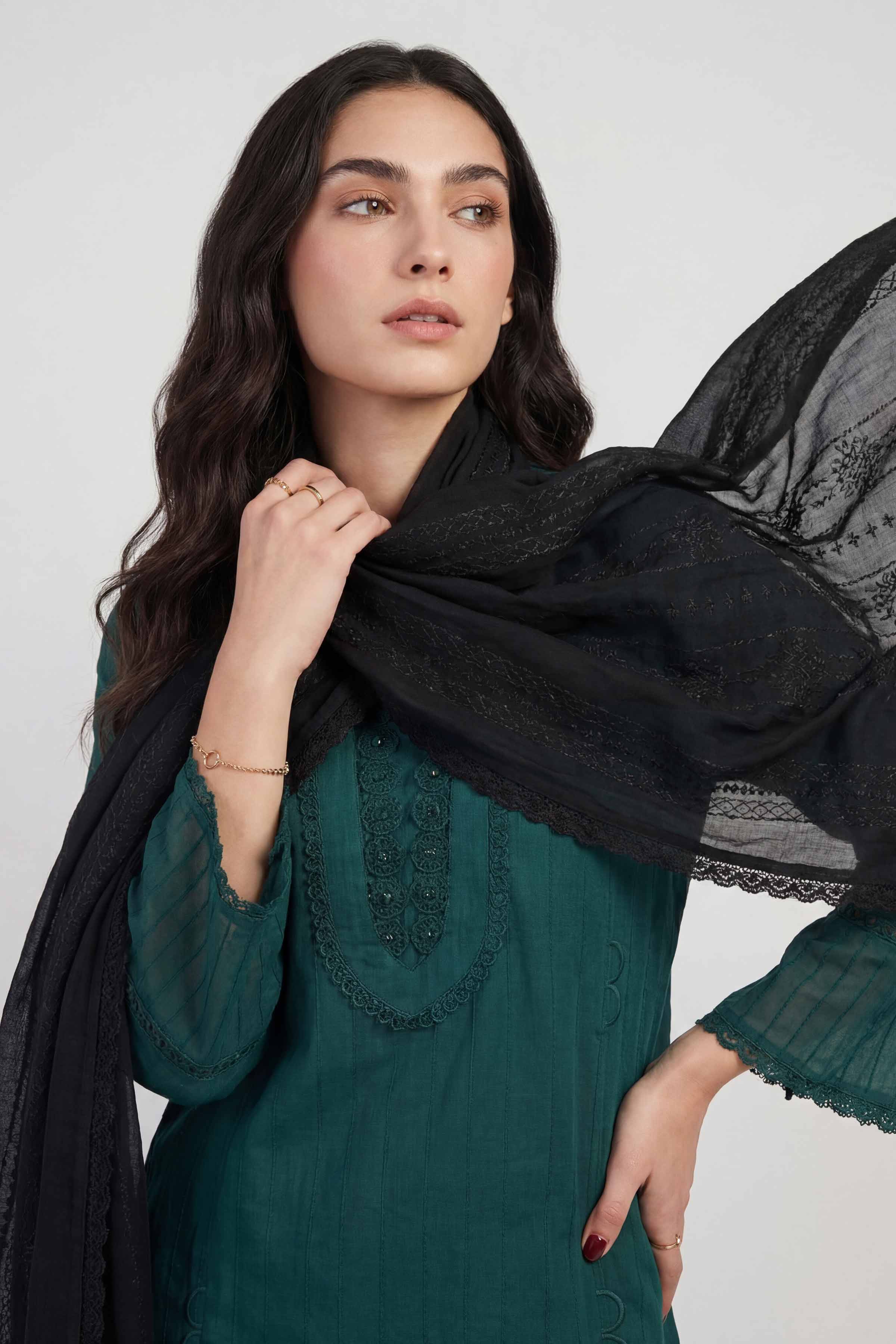 Black Women Scarf-447492103