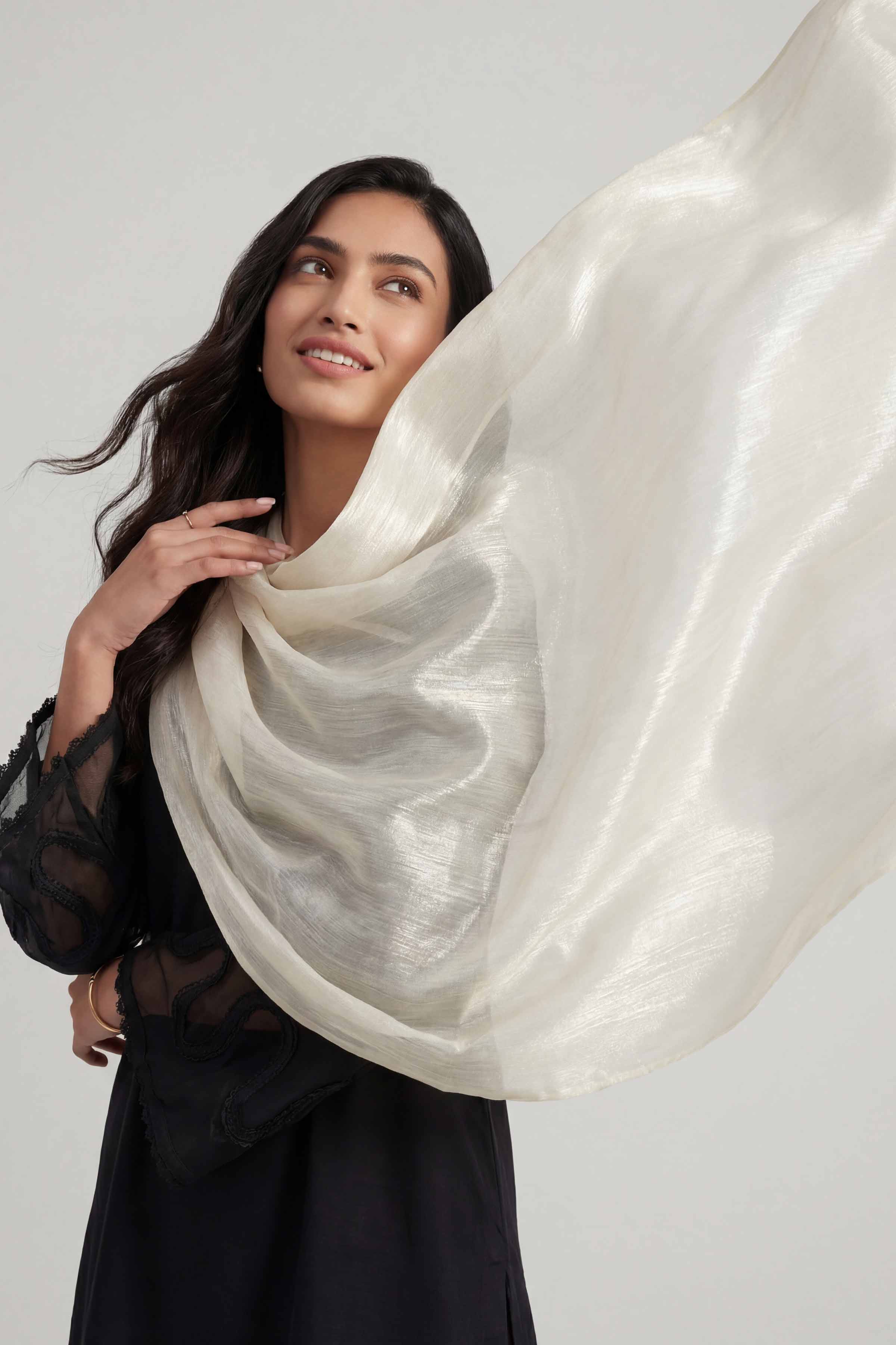 Off White Women Scarf-447812107