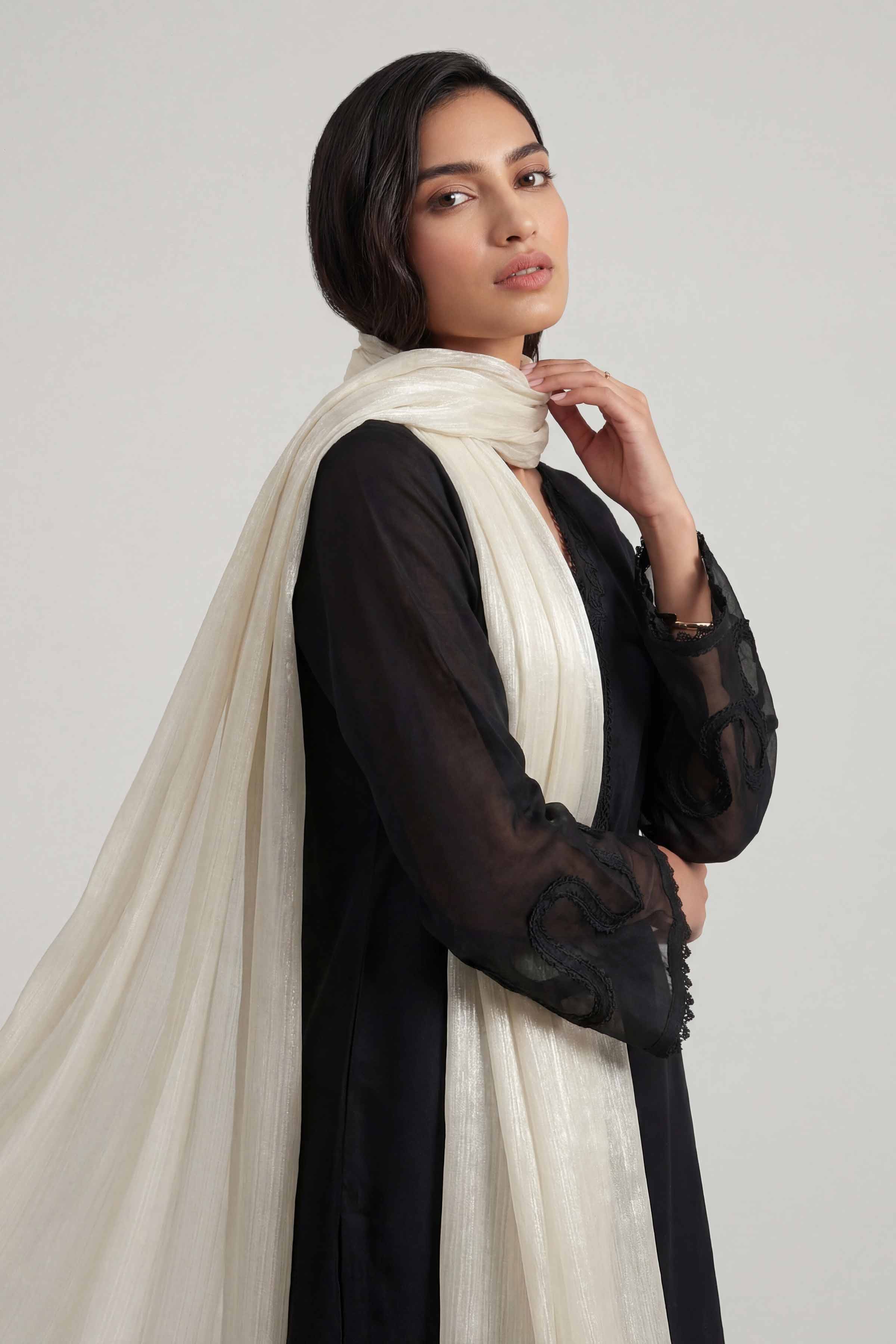 Off White Women Scarf-447812107