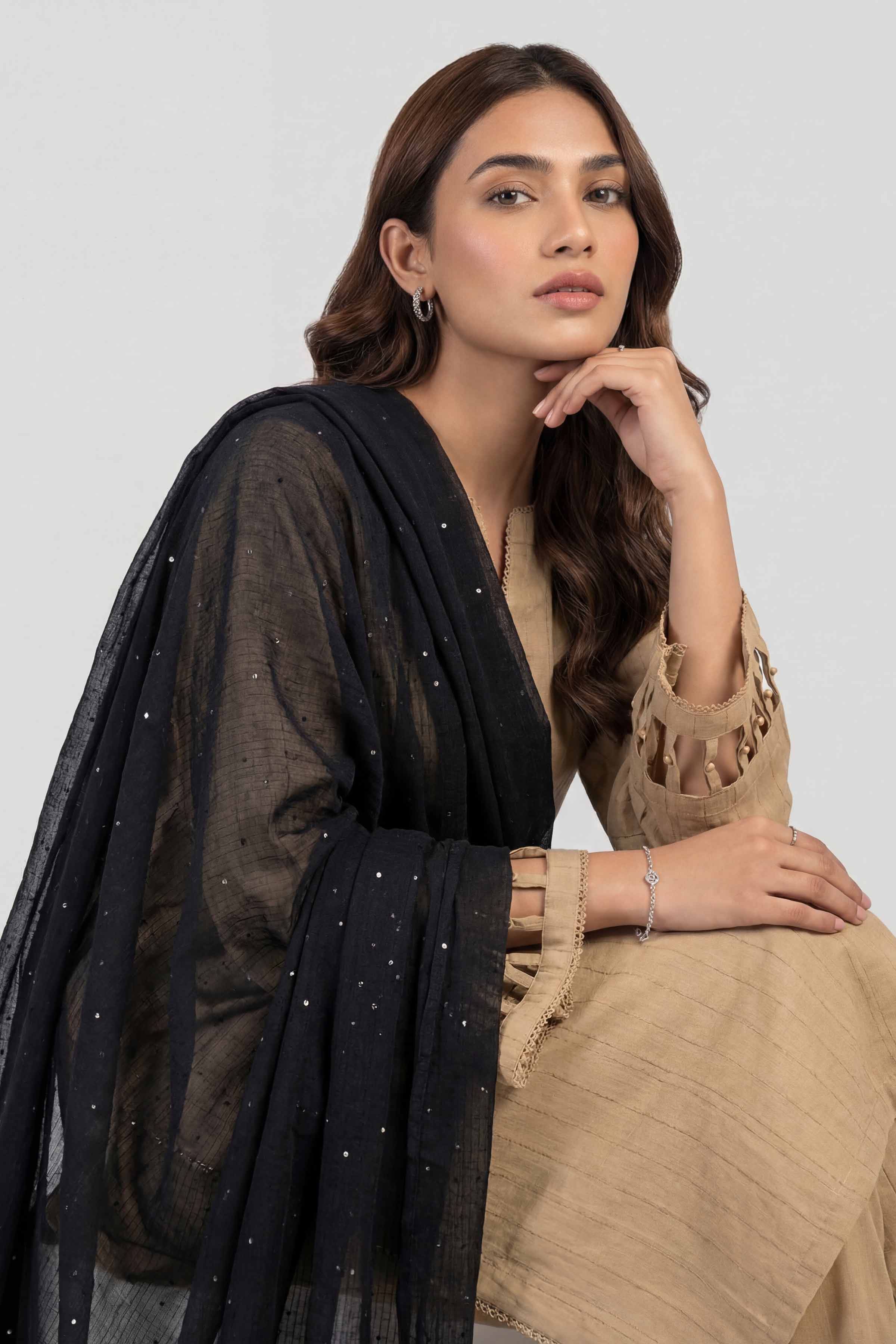 Black Women Scarf-447822103