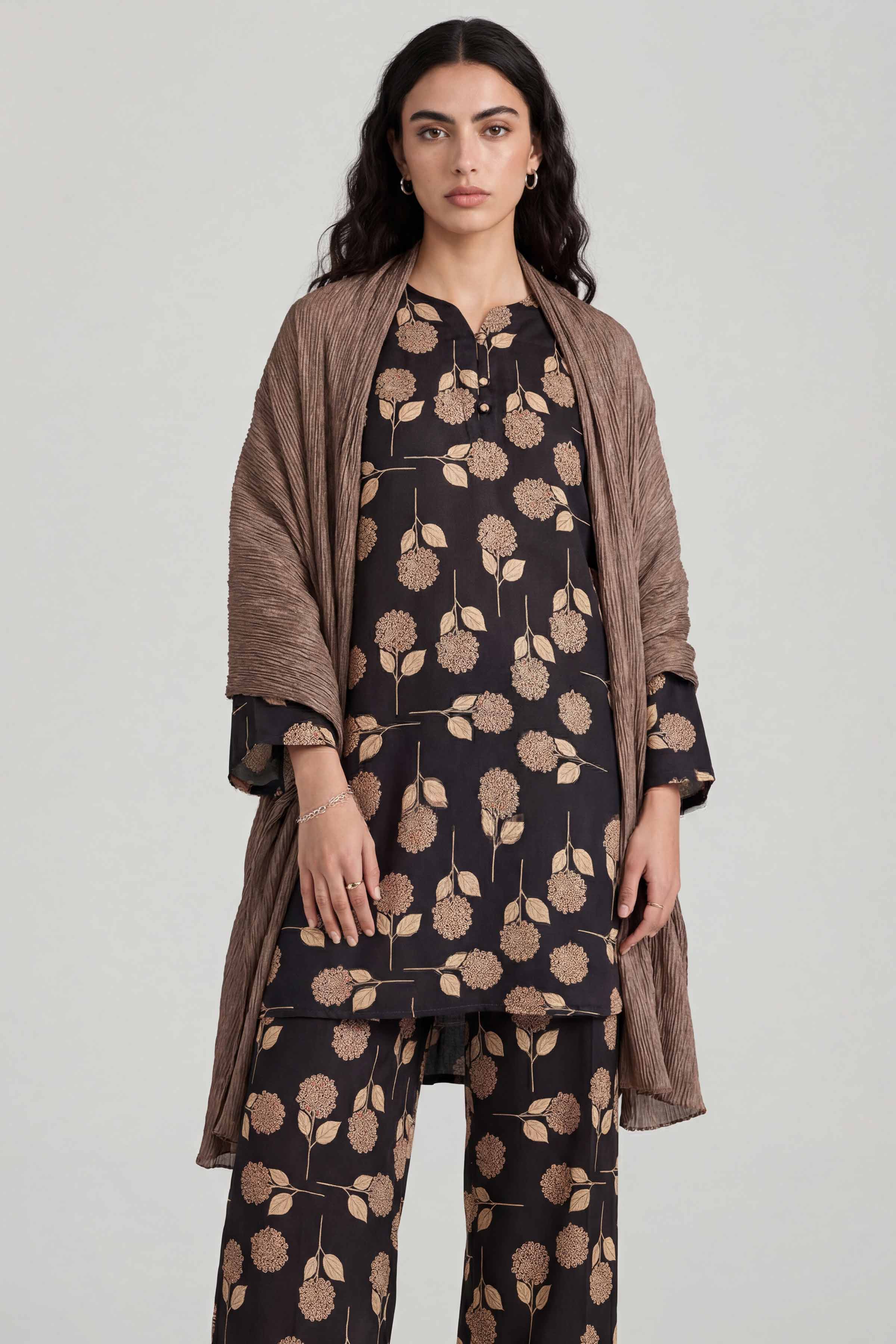 Coffee Women Scarf-447922117