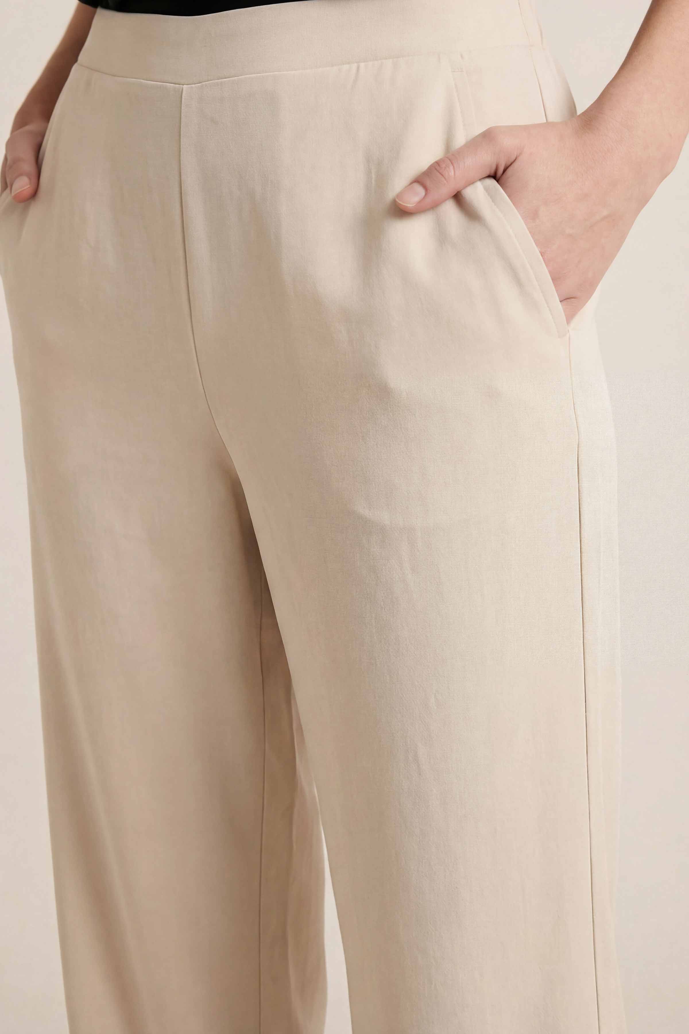 Nude Women Pants-447950126