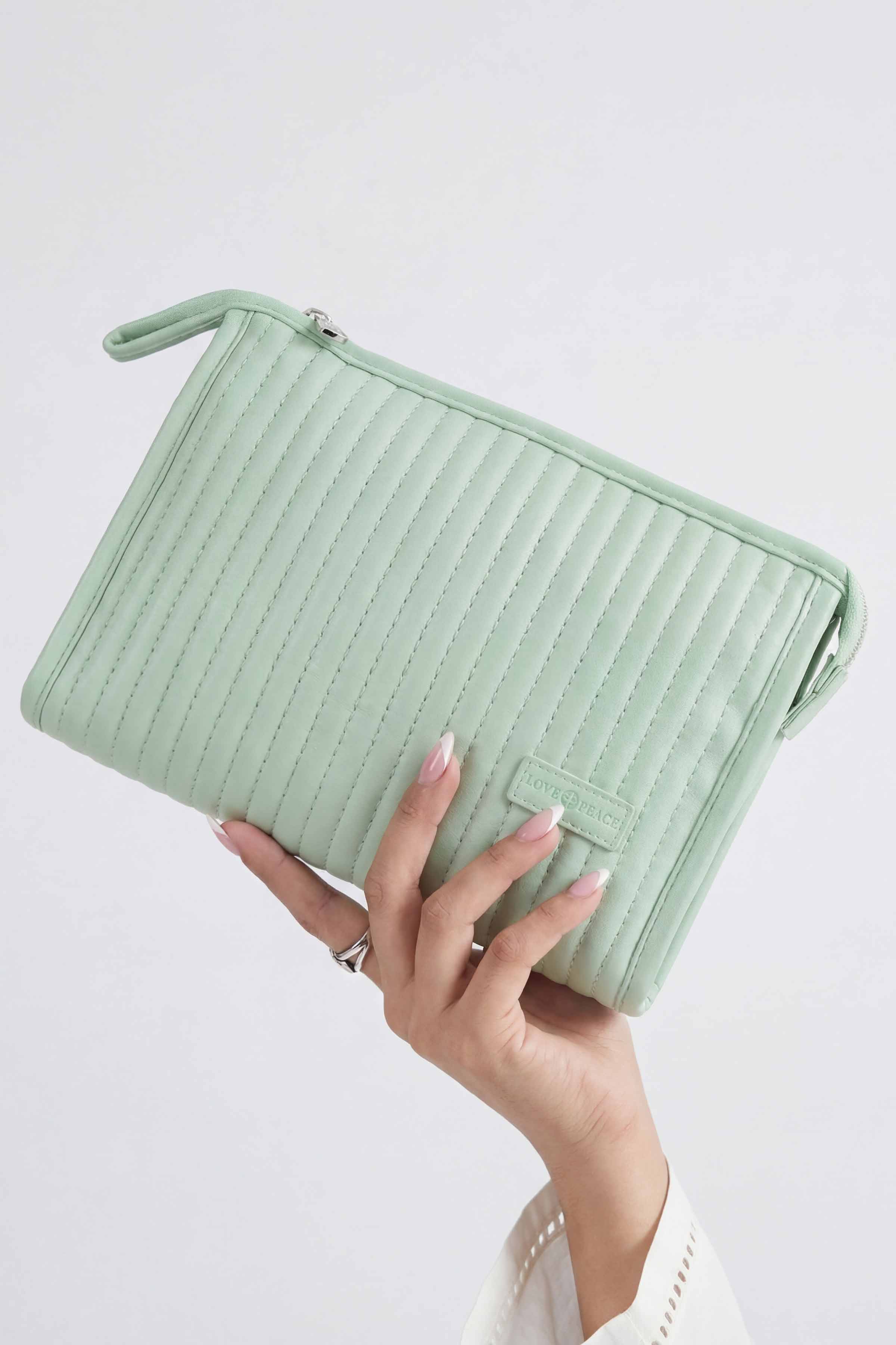 Green Vanity Bag-448312104