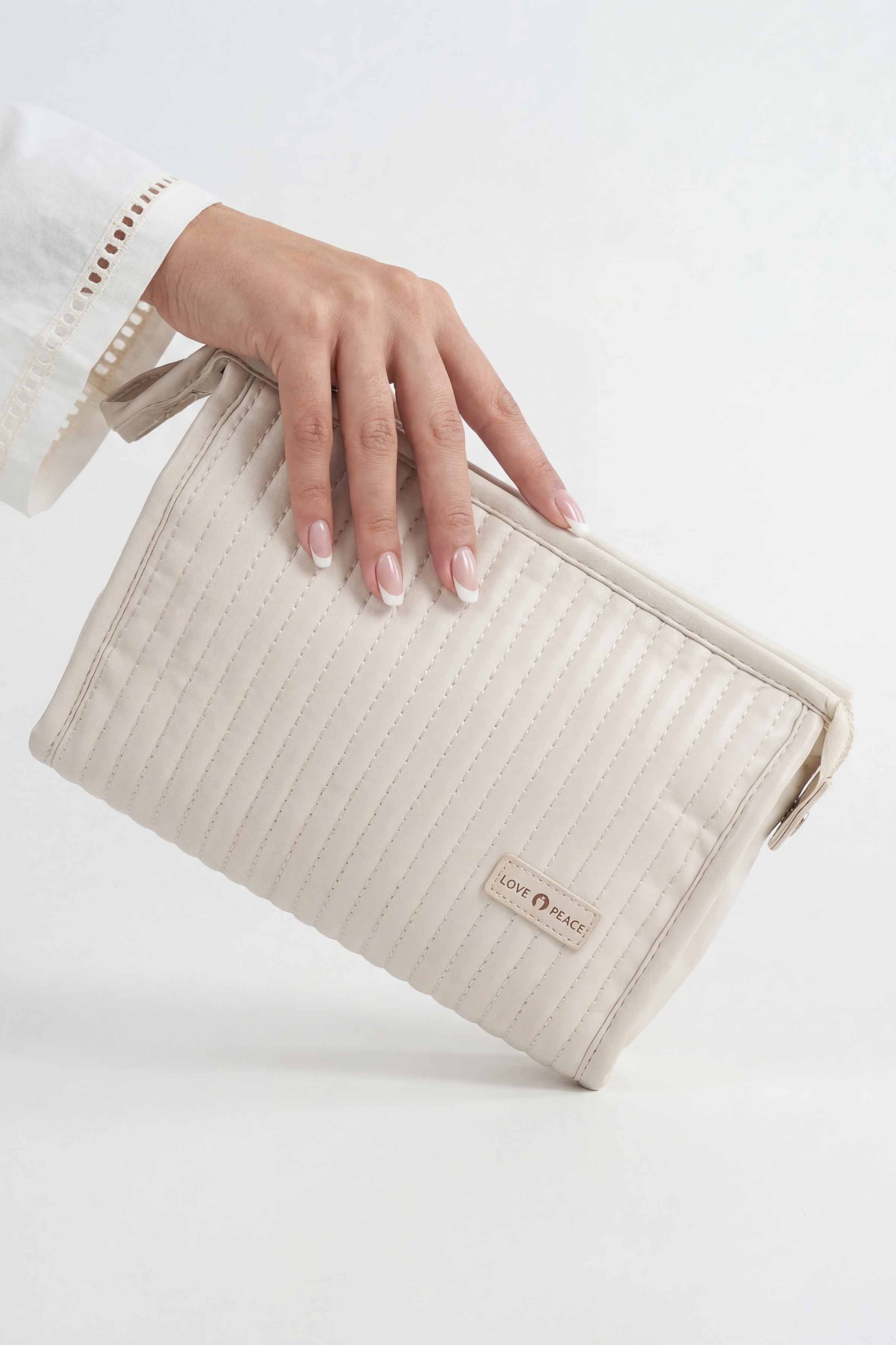 Off White Vanity Bag-448312107