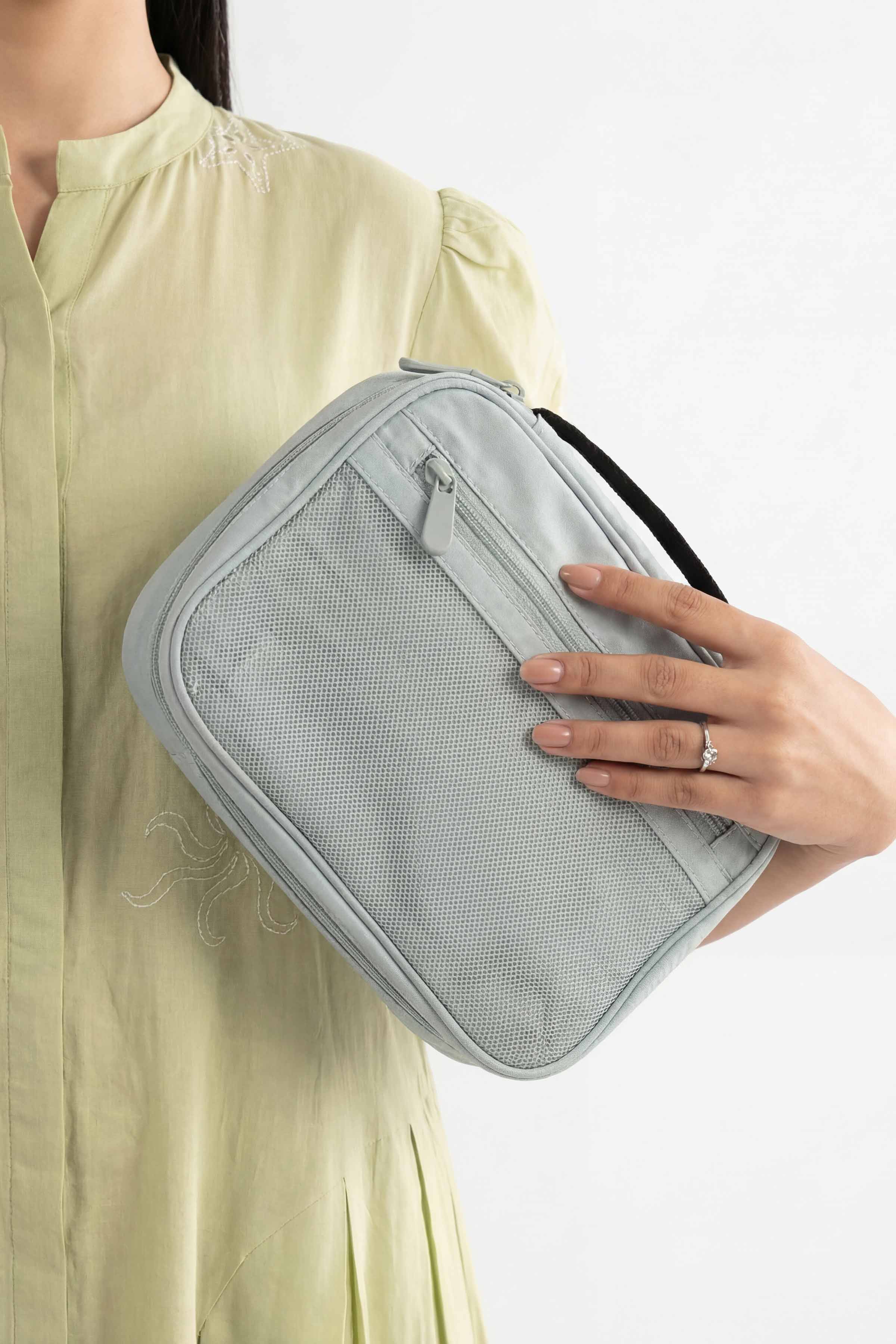 Green Vanity Bag-448342104