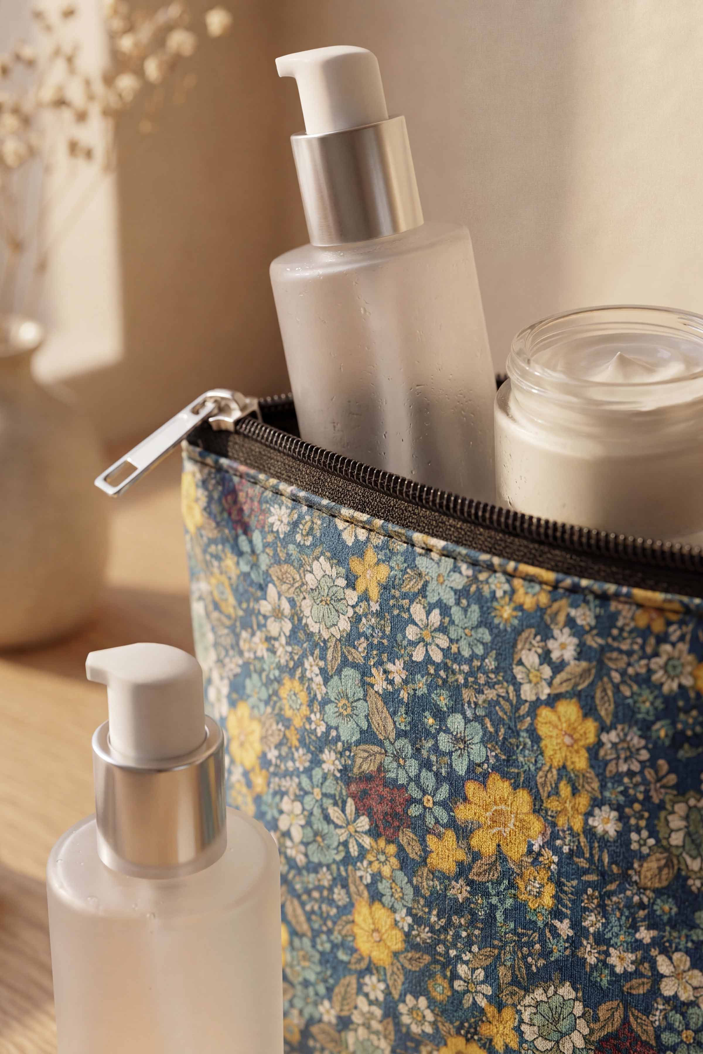 Blue Vanity Bag-448372108