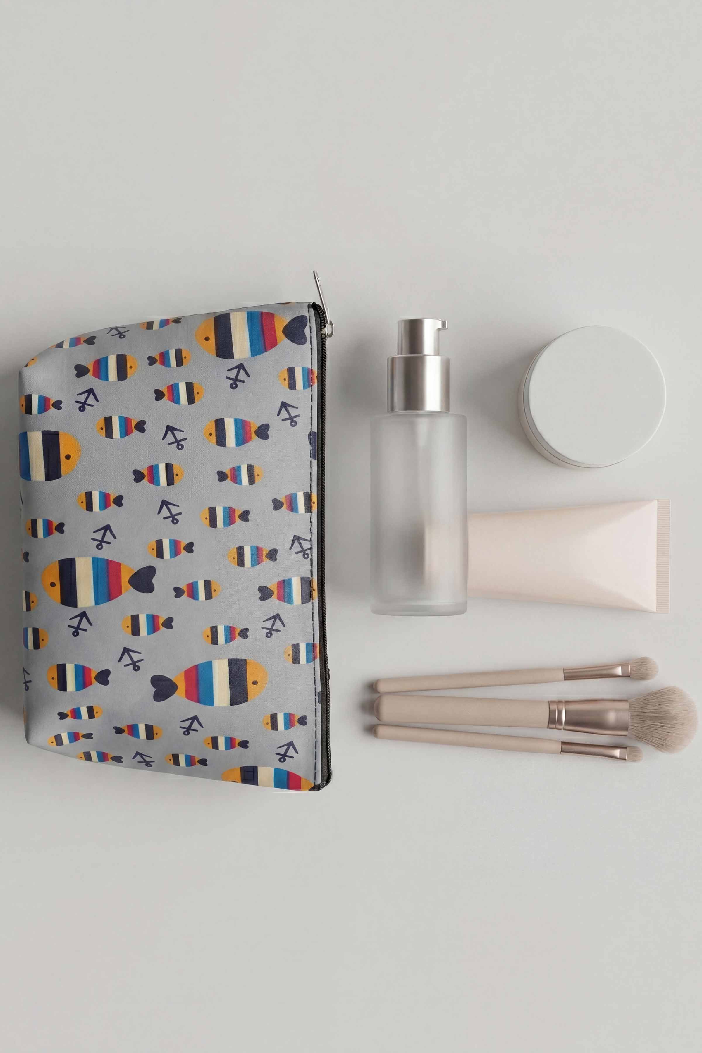 Grey Vanity Bag-448372111
