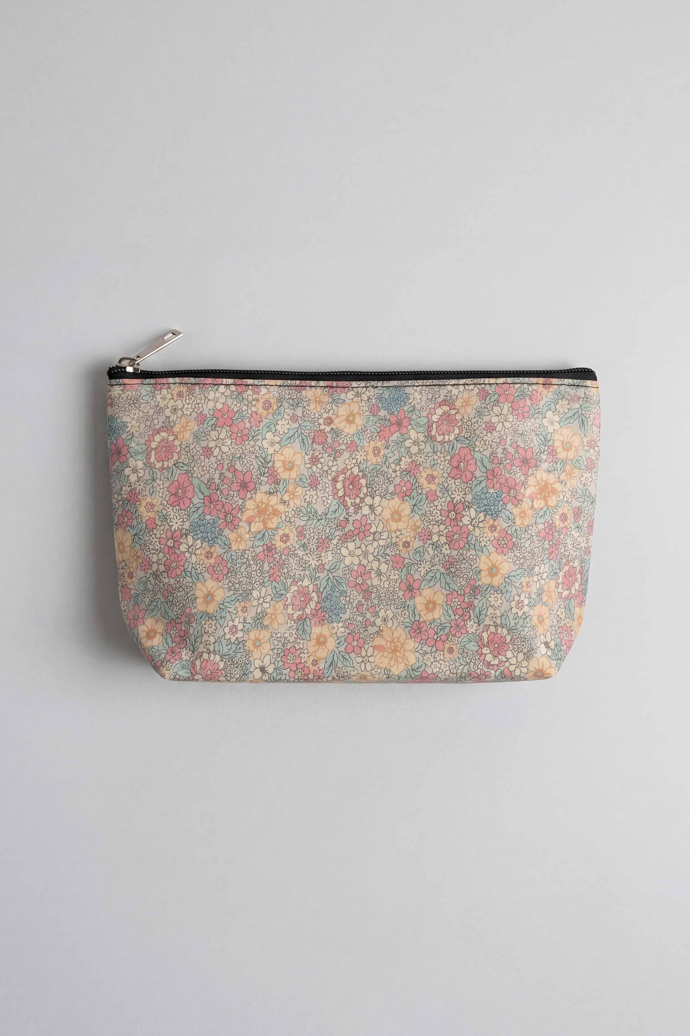 Coffee Vanity Bag-448372117