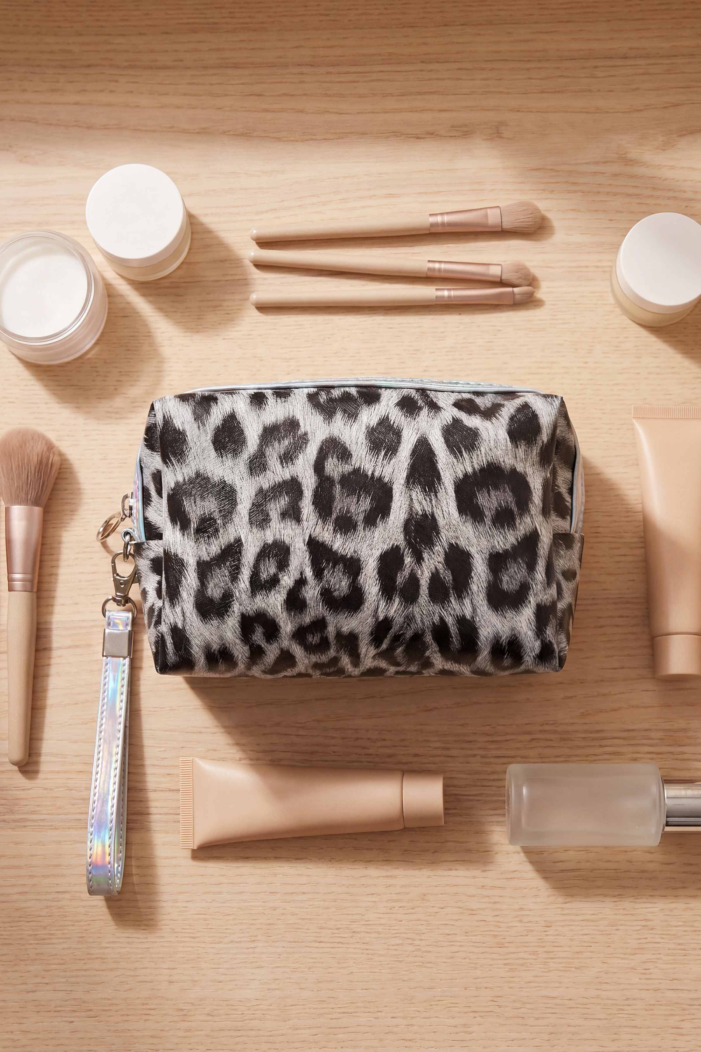 Black Vanity Bag-448462103