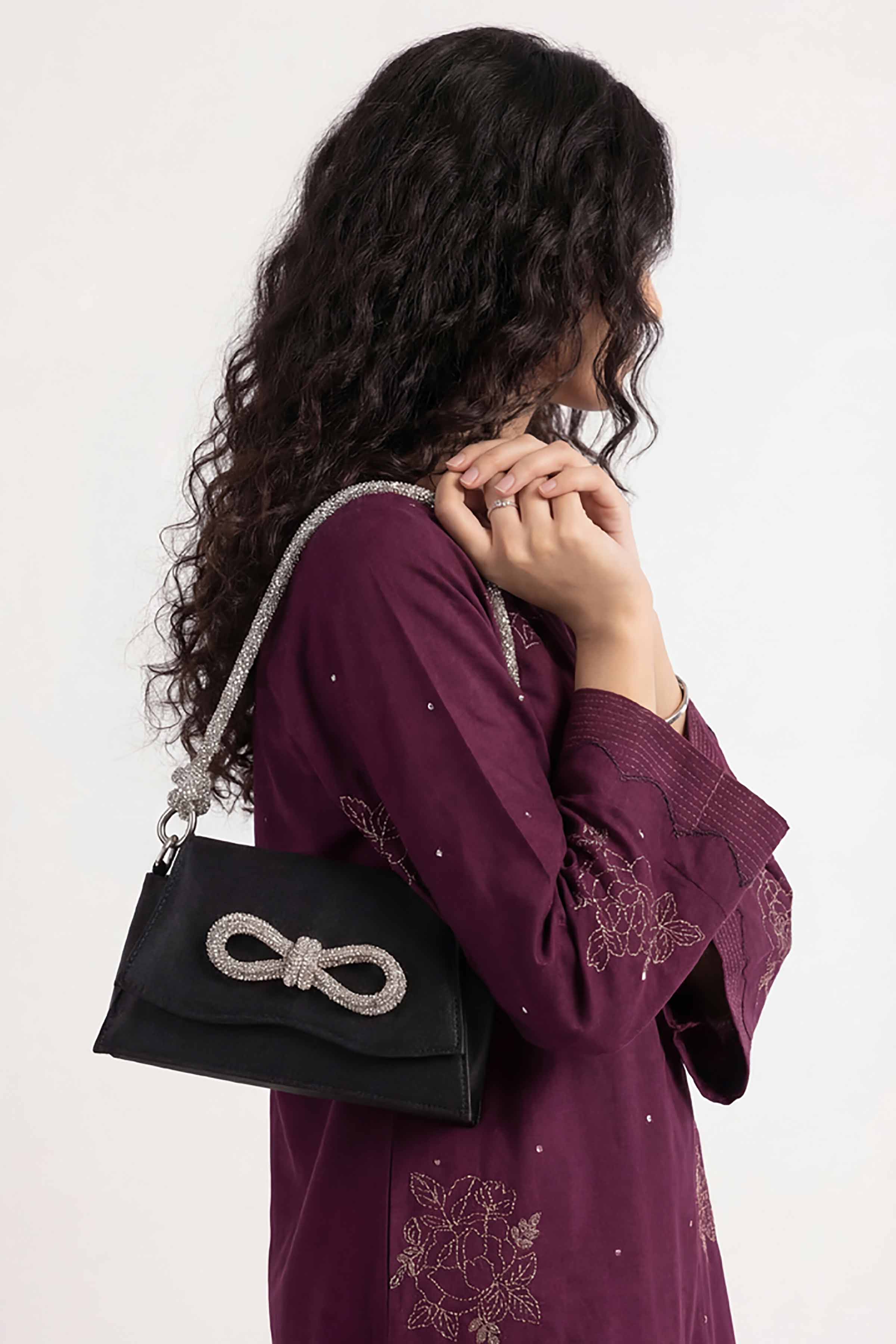 Black Clutch-448542103