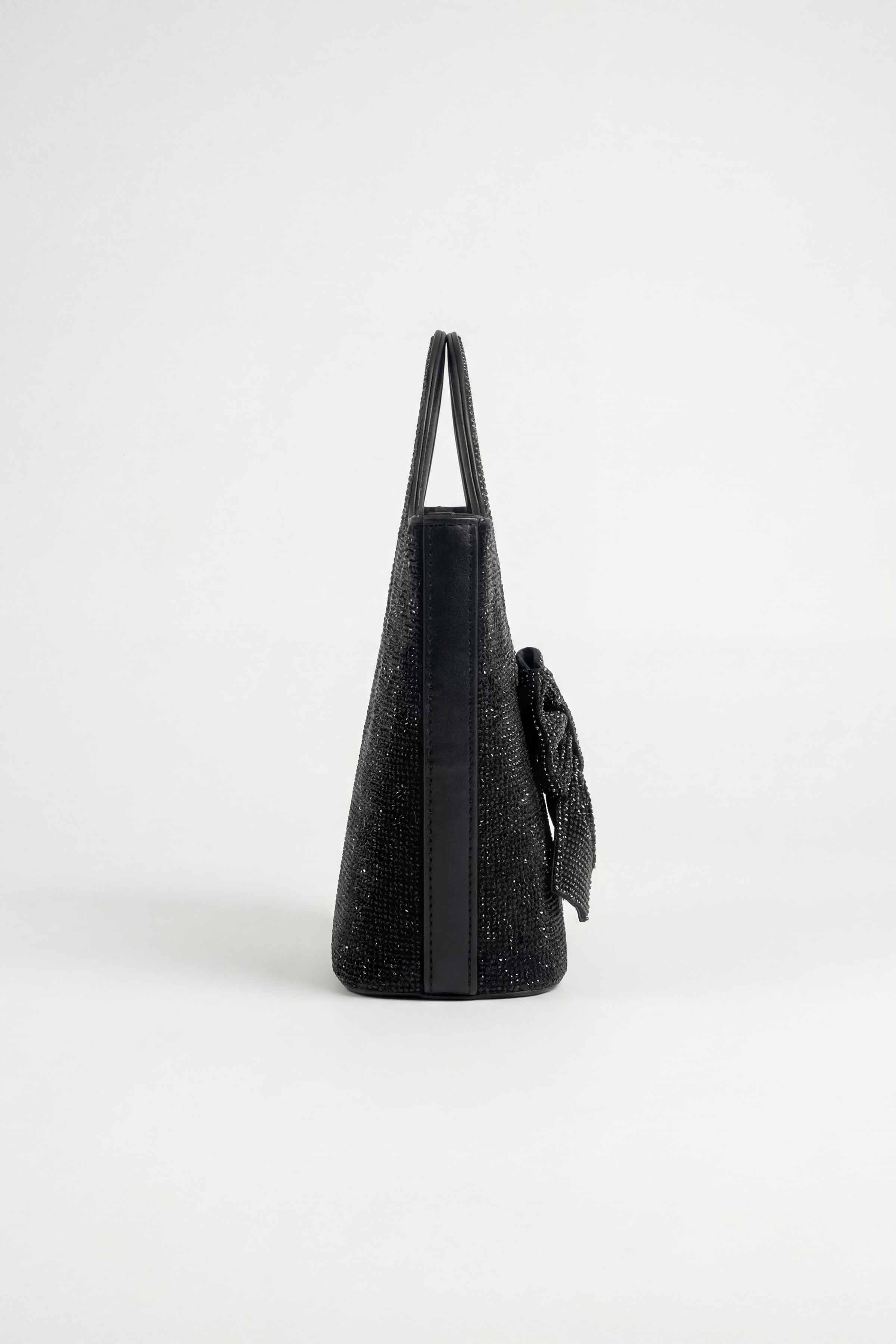 Black Clutch-448562103