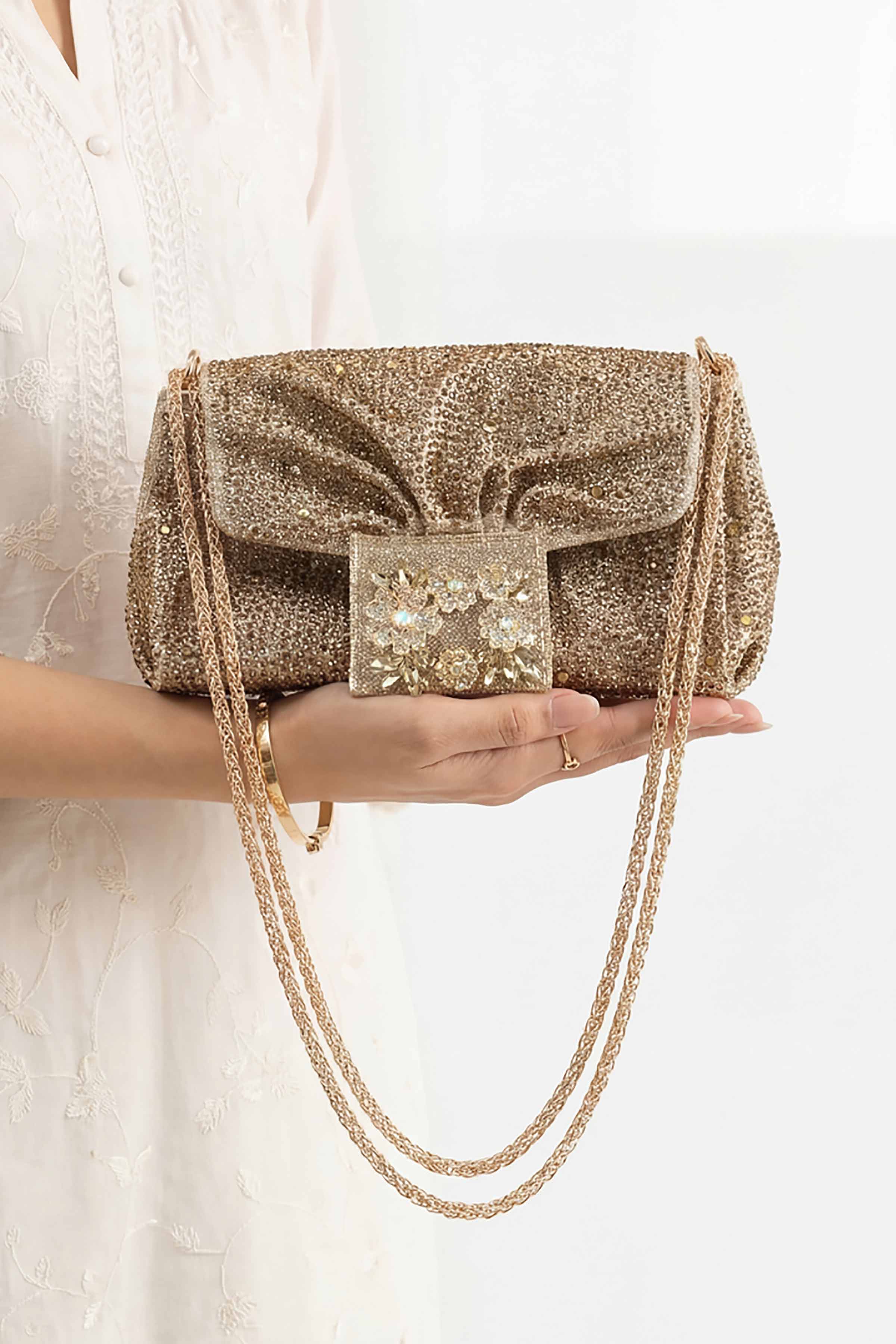Gold Clutch-448572119