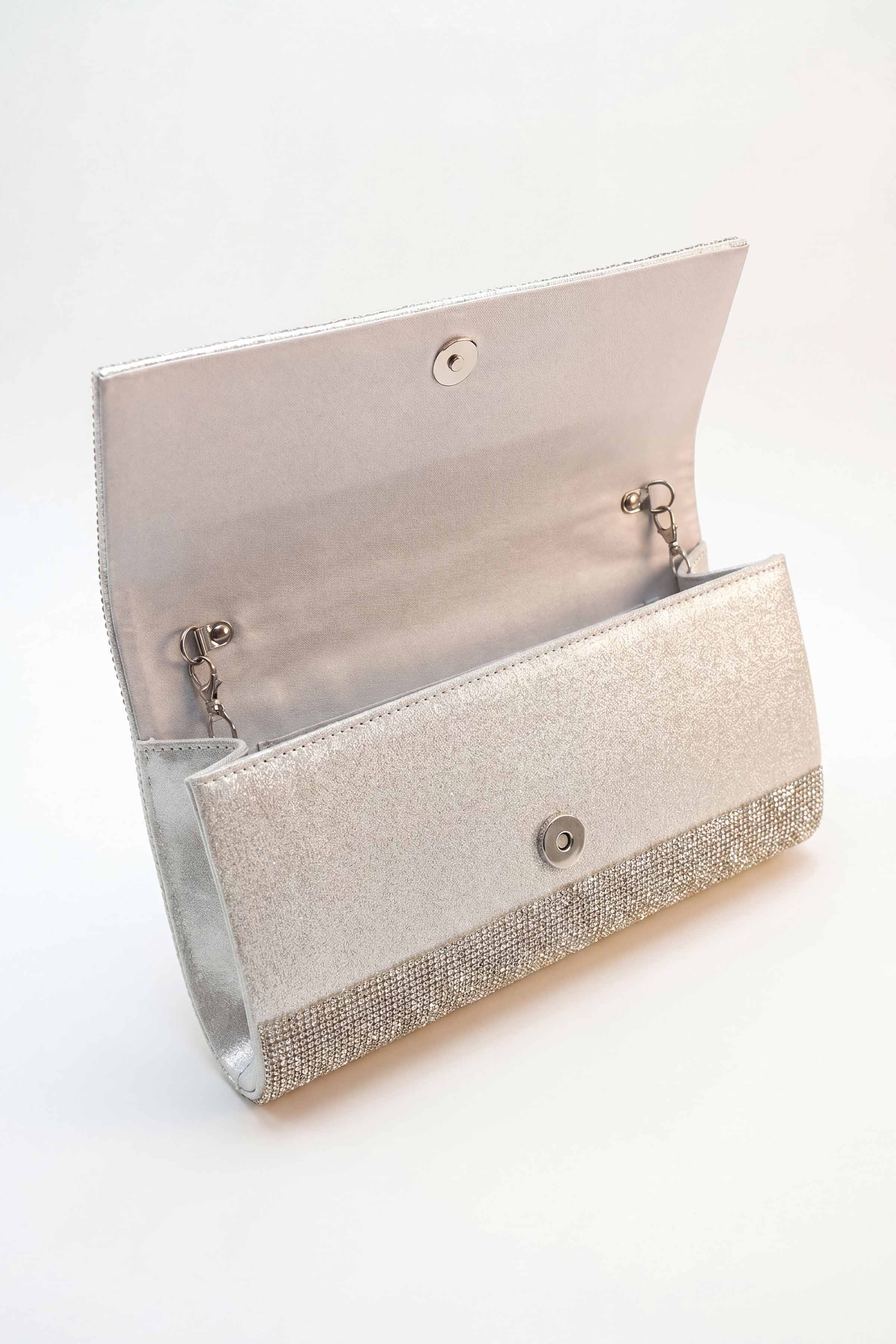 Silver Clutch-448642120