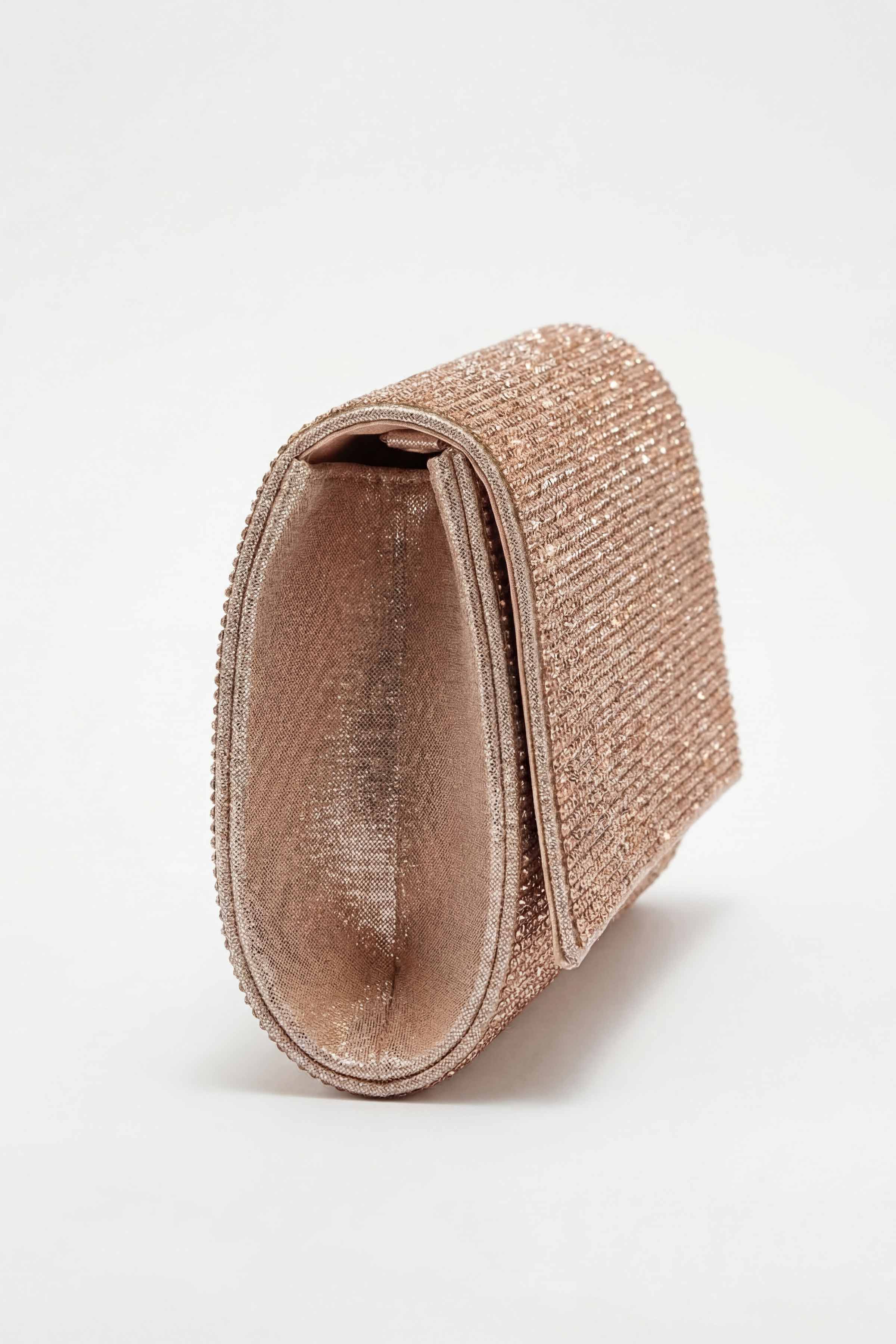 Champagne Clutch-448652116