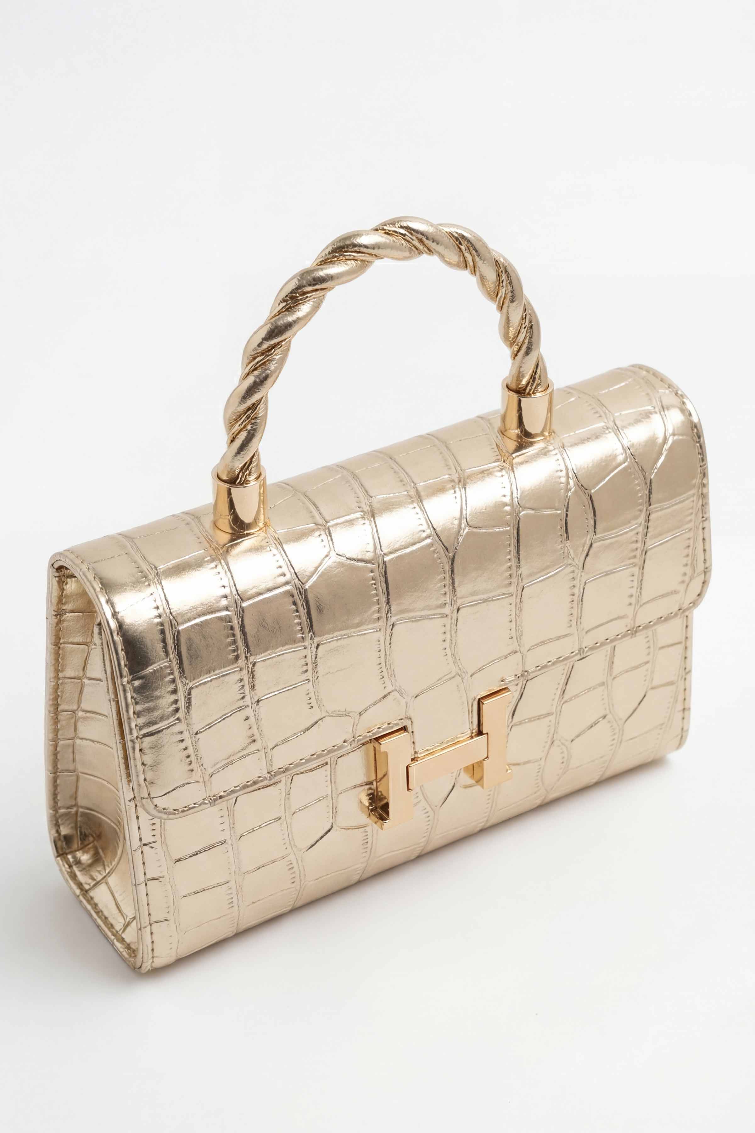 Gold Clutch-448702119