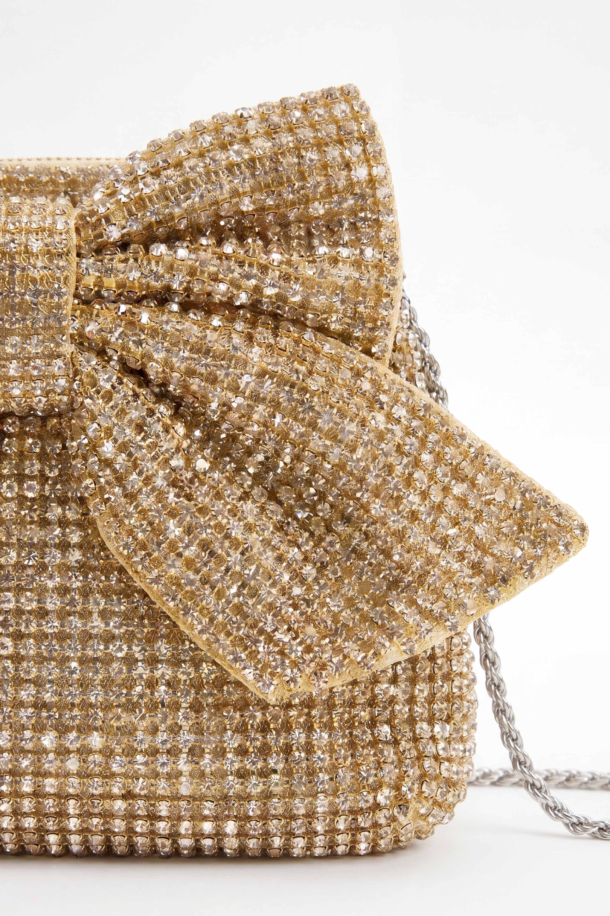 Gold Clutch-448712119
