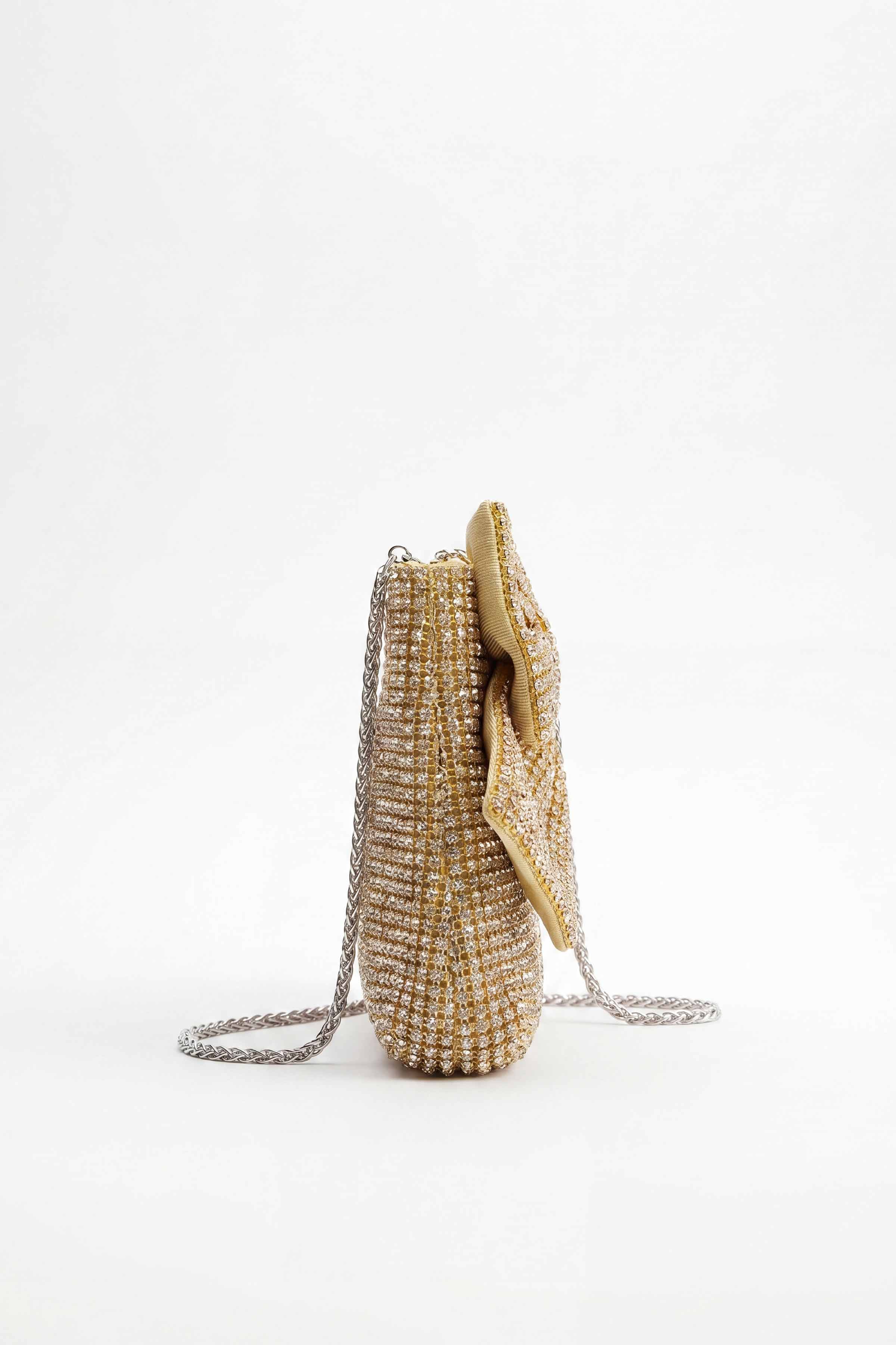 Gold Clutch-448722119