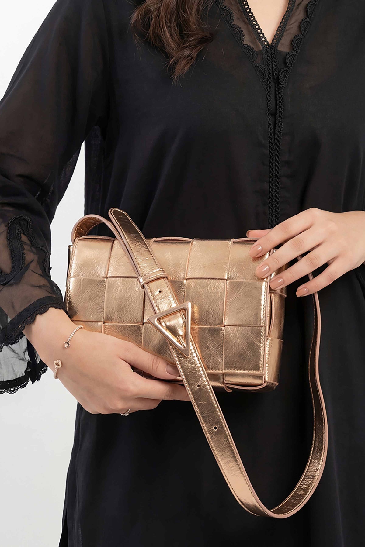 Gold Evening Bag-449012119