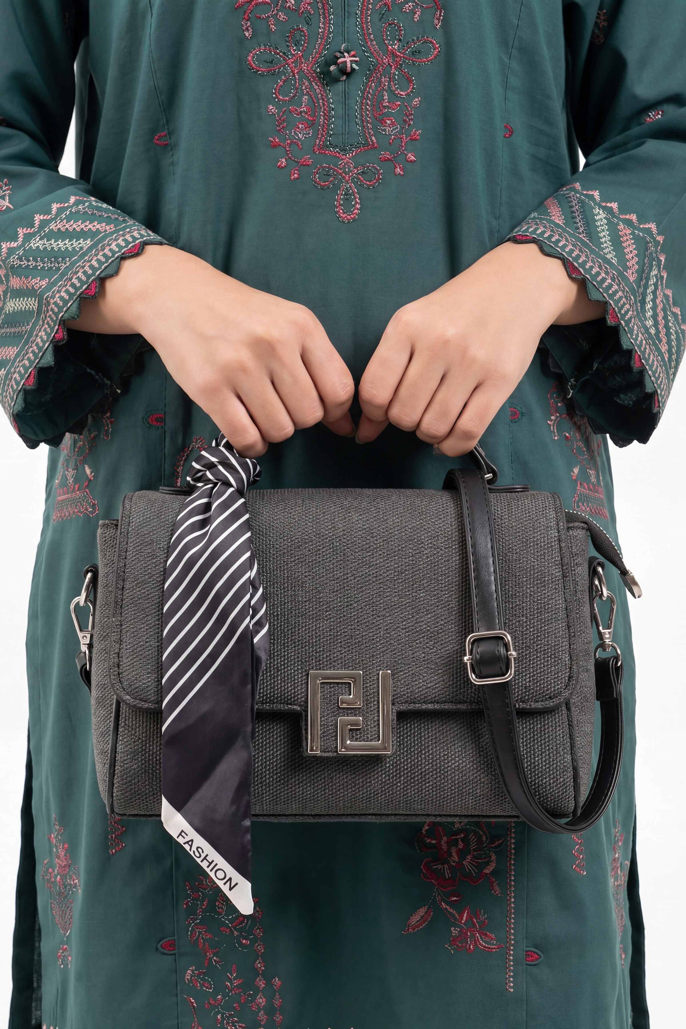 Black Hand Bag-449172103