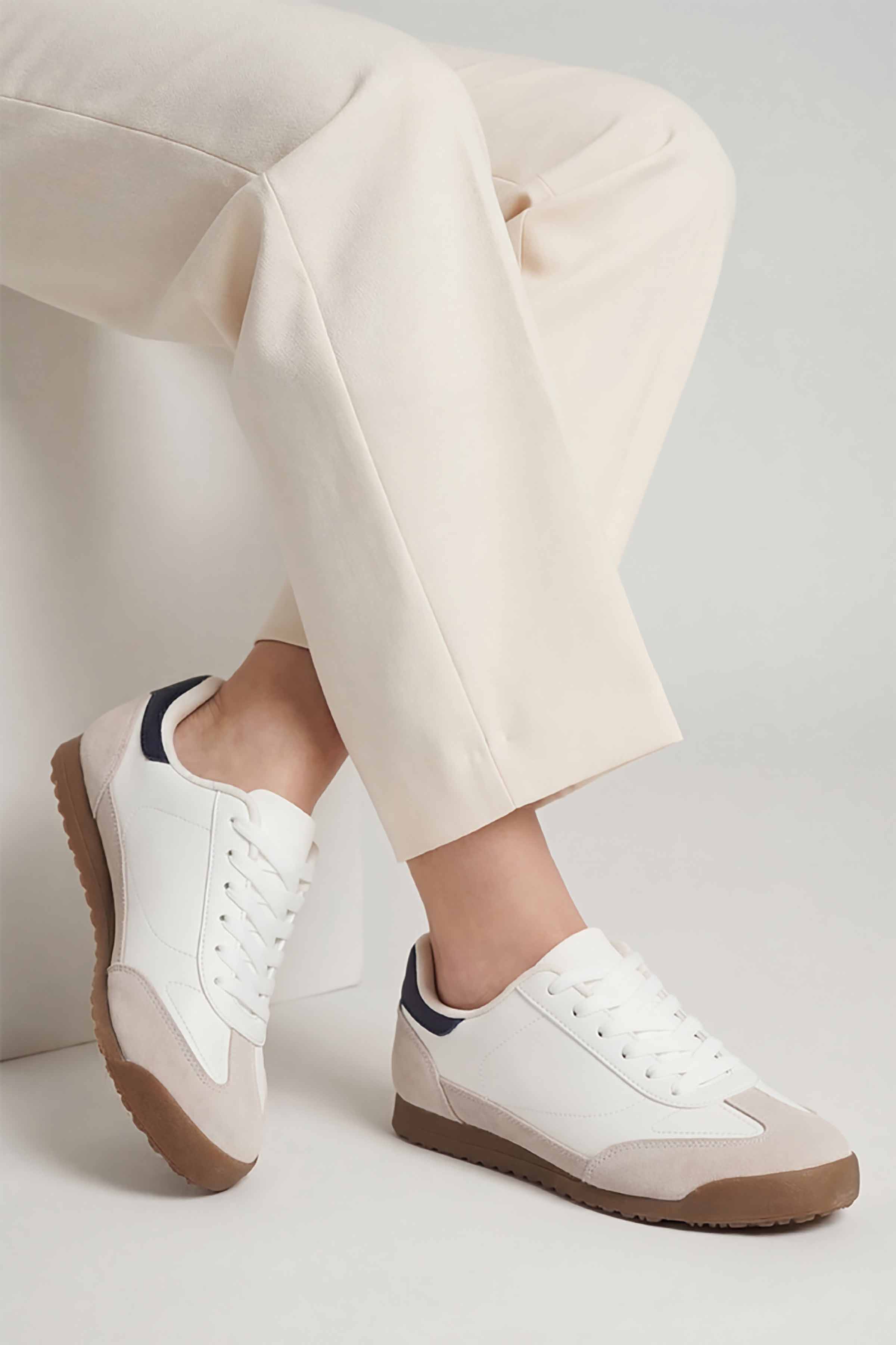 White Canvas-449242912