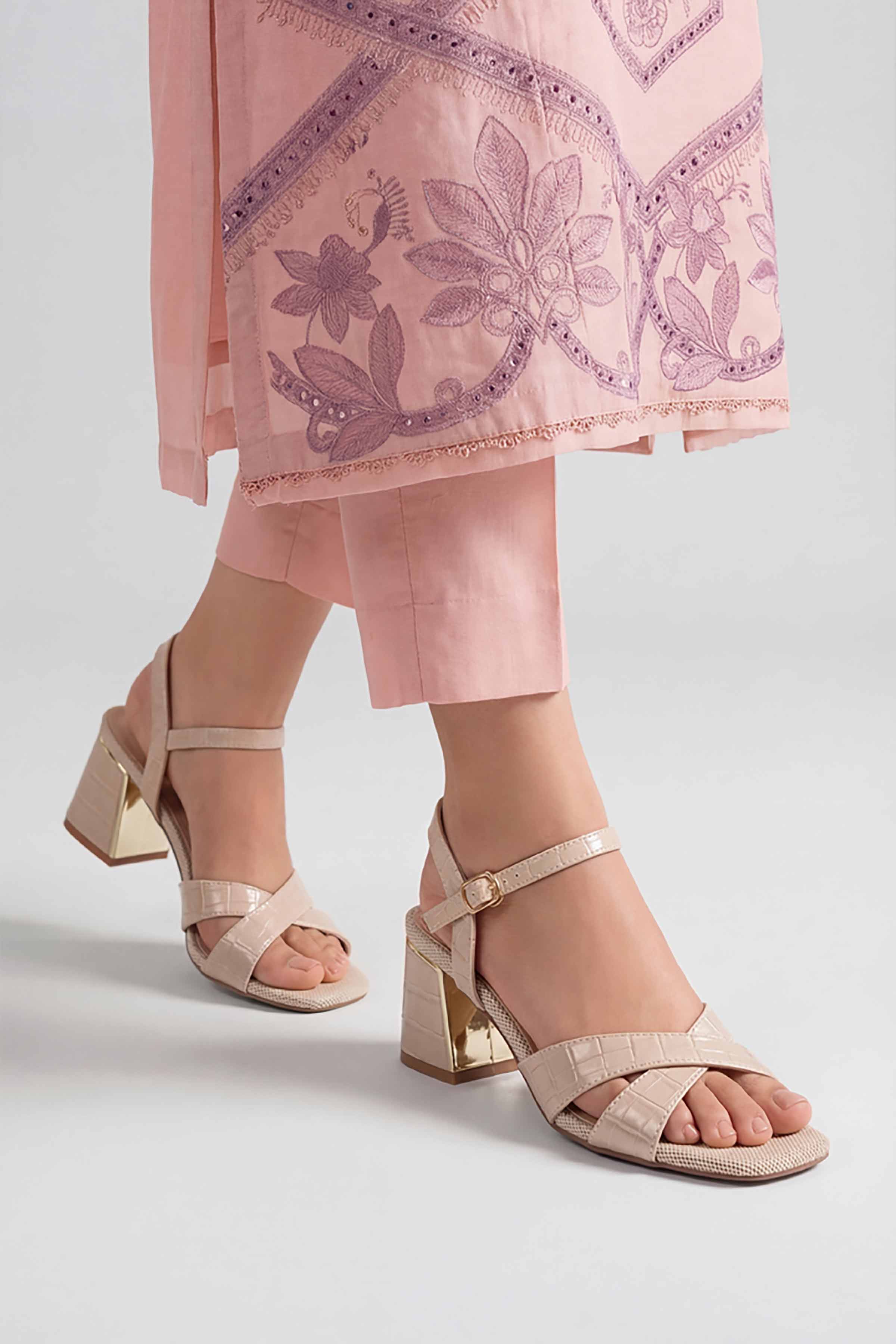 Beige Block Heels-449302918