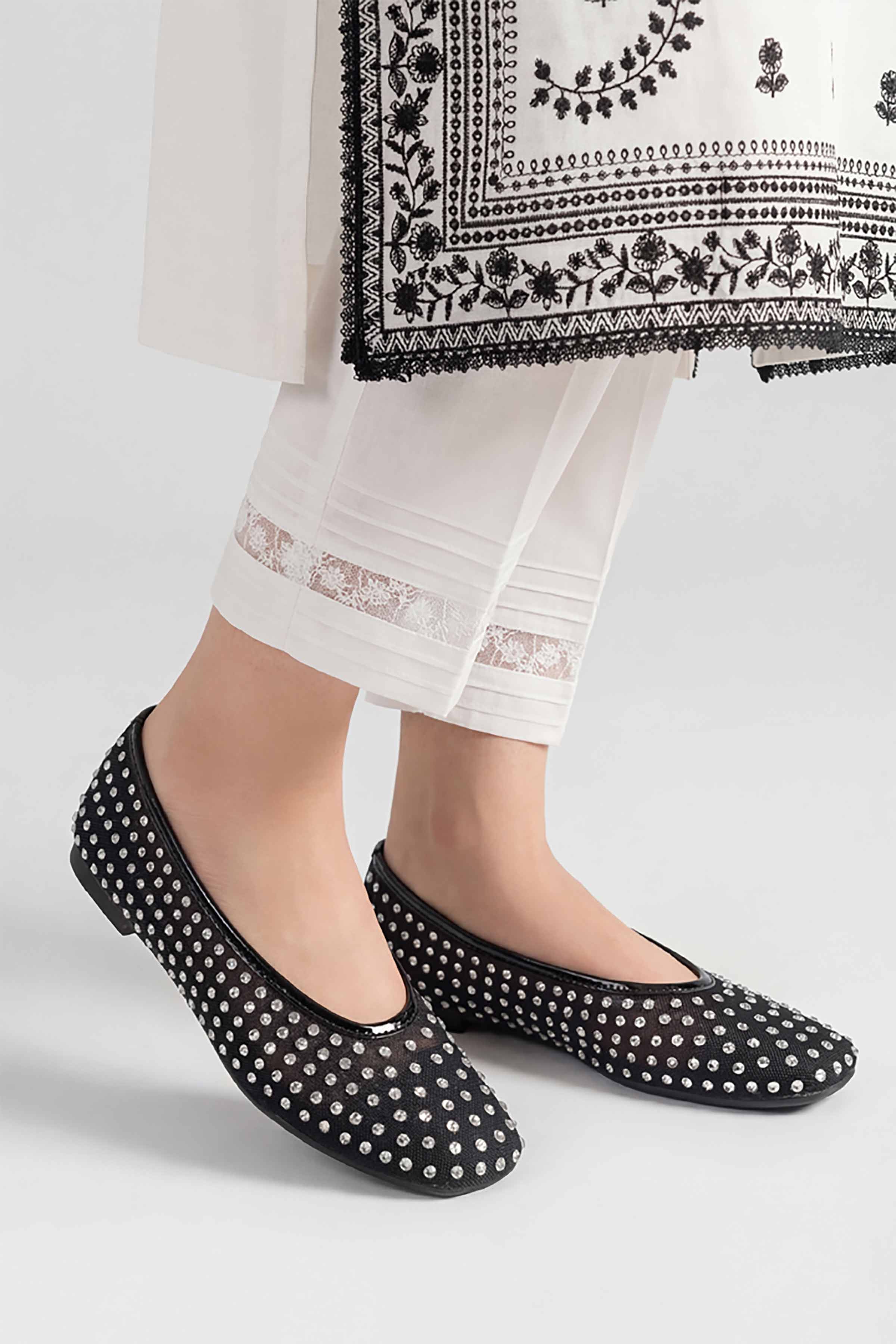 Black Pumps-449332903