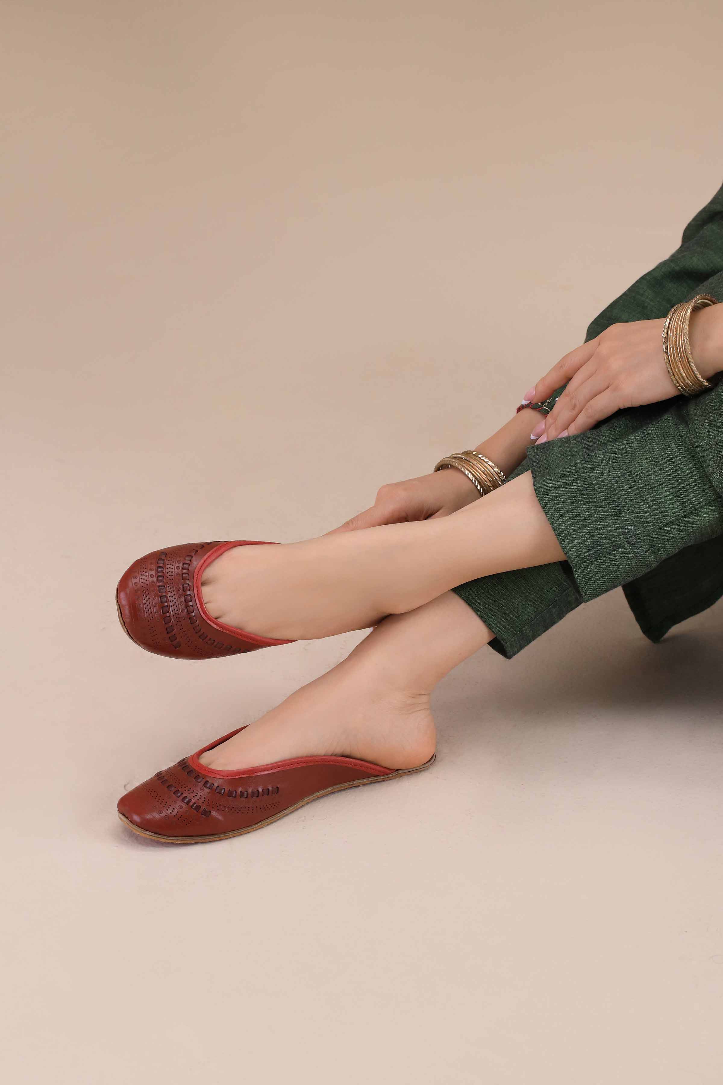 Red Khussa-1531223701