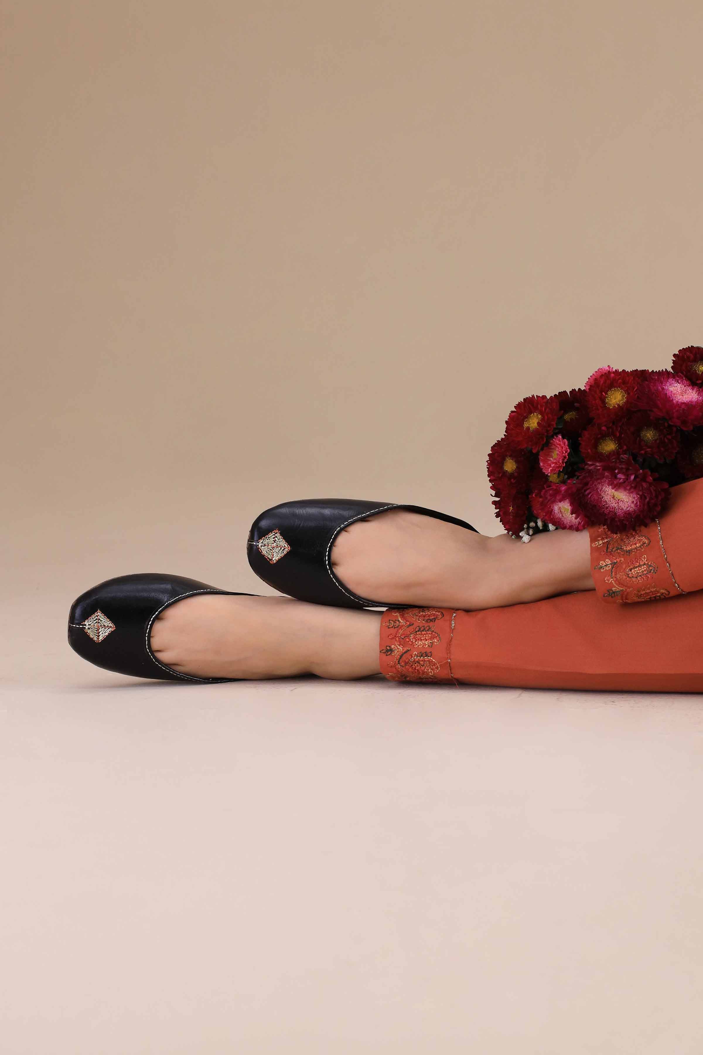 Black Khussa-1531253703