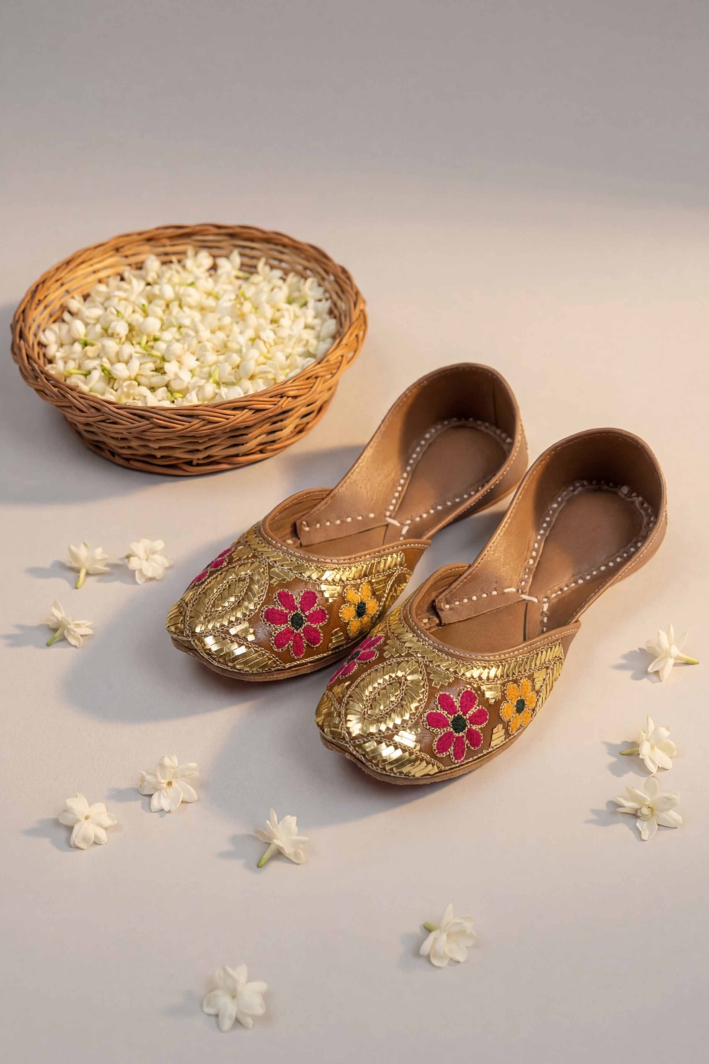 Brown Khussa-1596963713 Women - Fashion Collection | Nishat | Shop Online