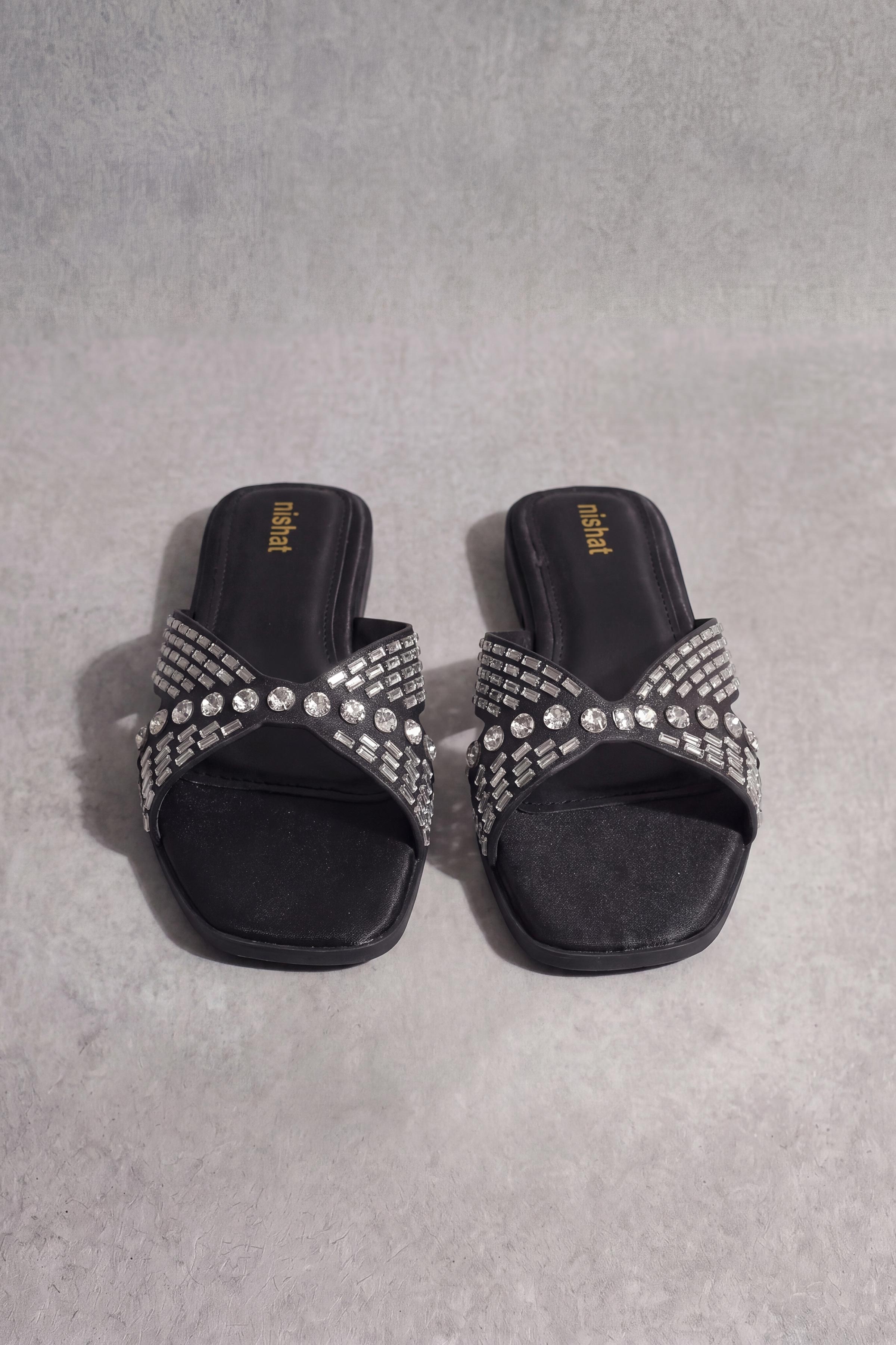 Black Chappal-1717282903 - for Women - Shoes Collection | Nishat | Shop Online