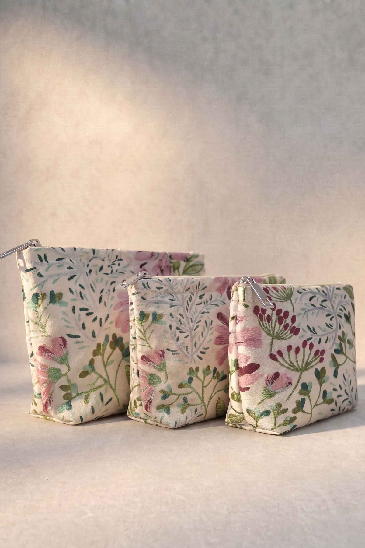 Red & Green Vanity Bag-1720002101 for Women - Bag Collection | Nishat | Shop Online
