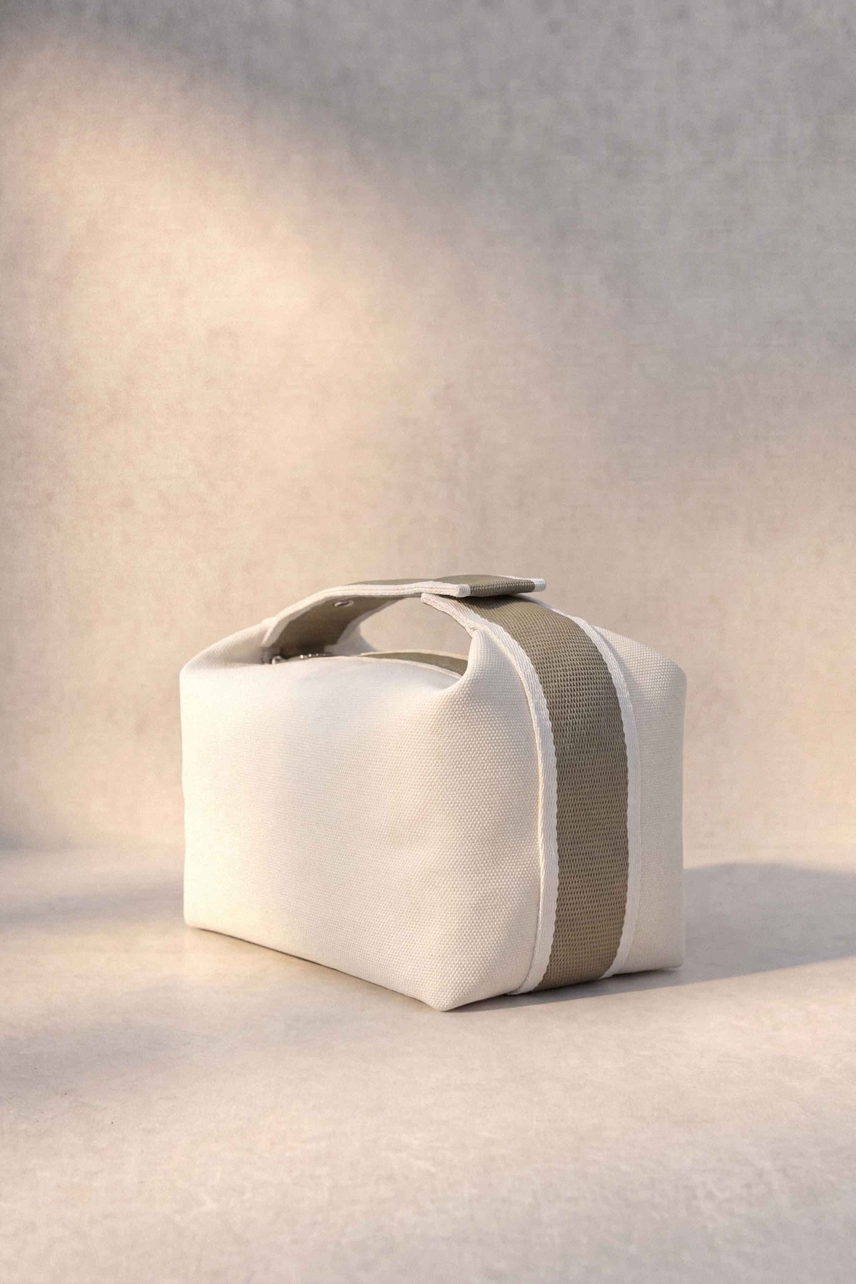 Off White Vanity Bag-1720052107 for Women - Bag Collection | Nishat | Shop Online