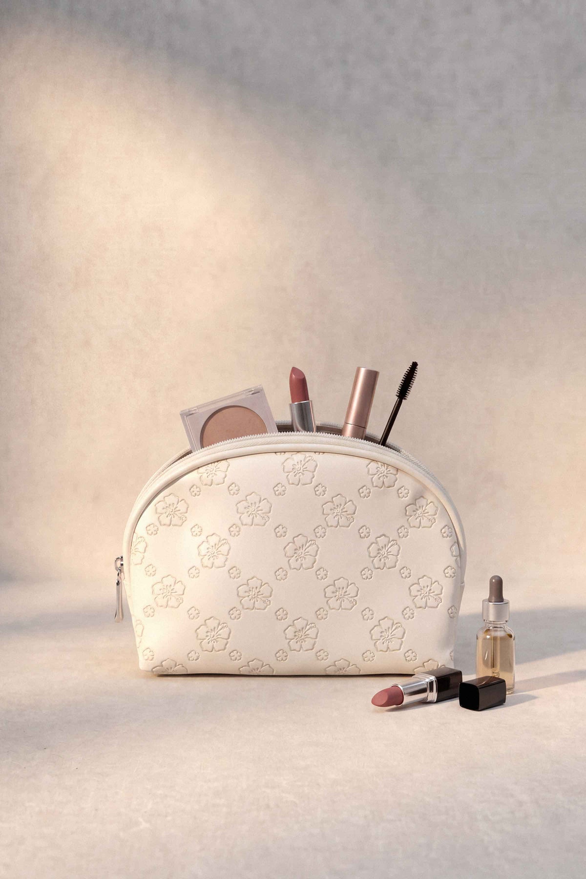 White Vanity Bag-1720102112 for Women - Bag Collection | Nishat | Shop Online