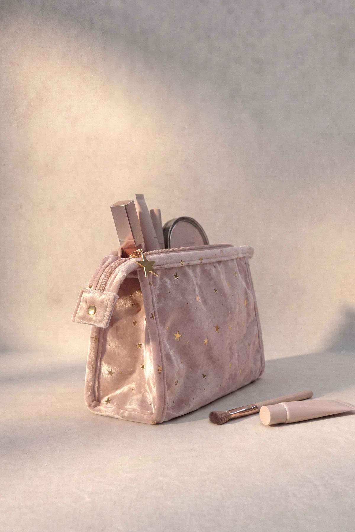 Pink Vanity Bag-1720182105 for Women - Bag Collection | Nishat | Shop Online