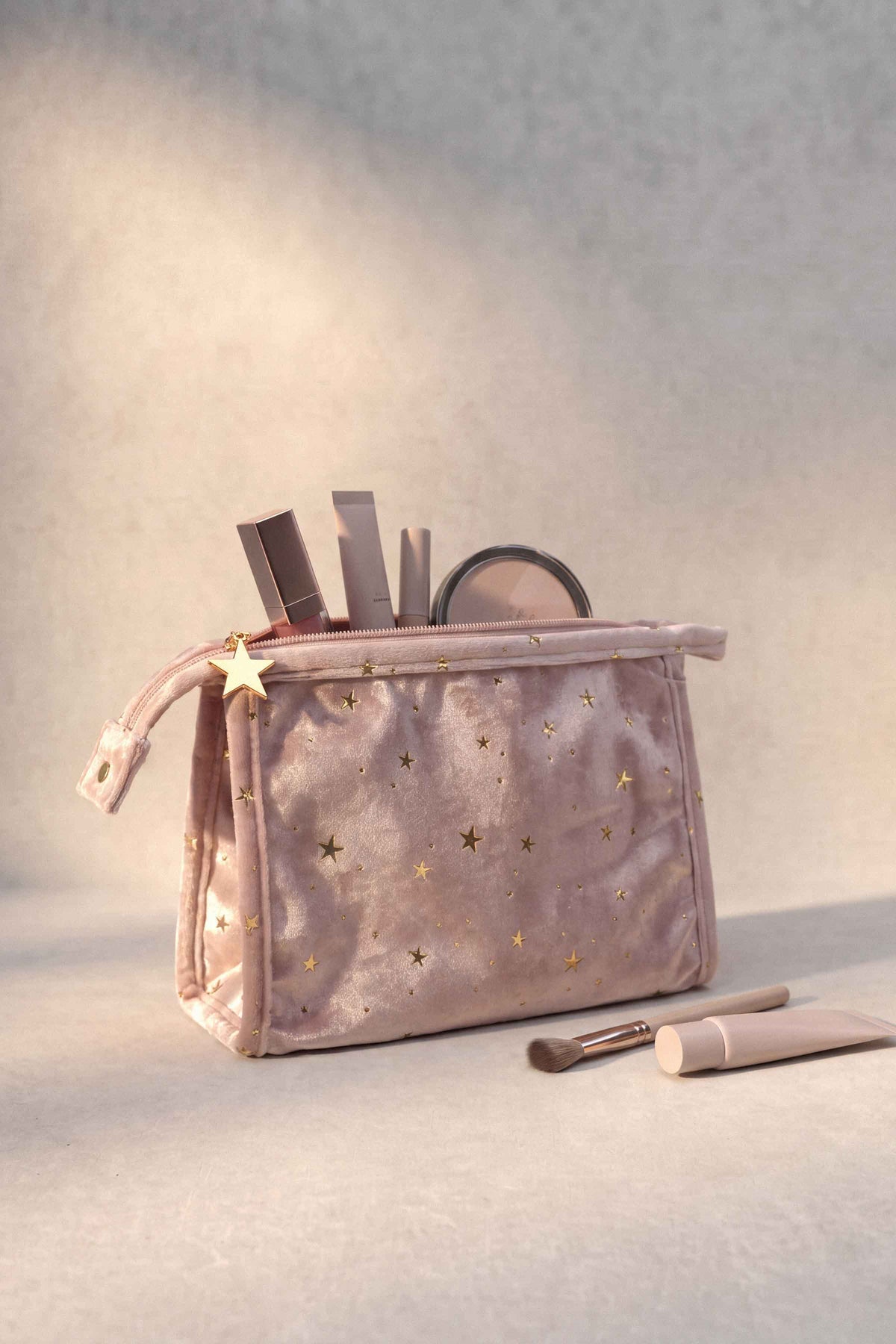 Pink Vanity Bag-1720182105 for Women - Bag Collection | Nishat | Shop Online